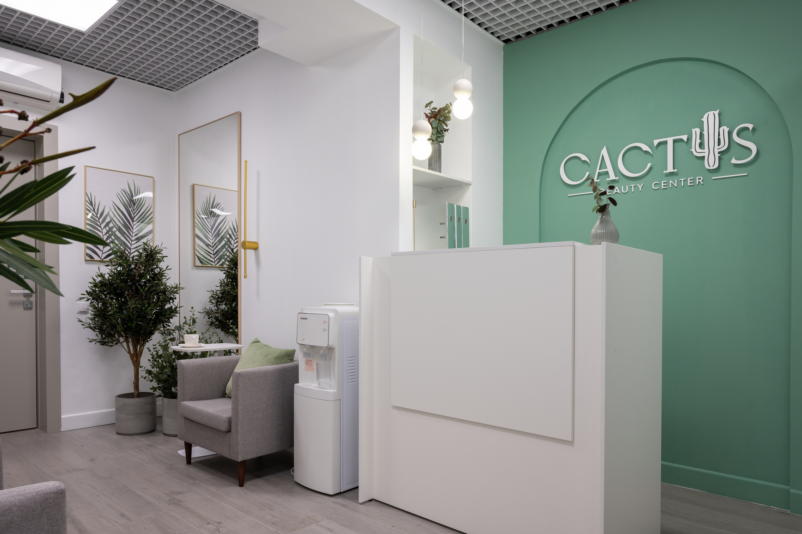 Студия лазерной эпиляции CACTUS. Интерьерный фотограф в Сочи Элина Габриелян