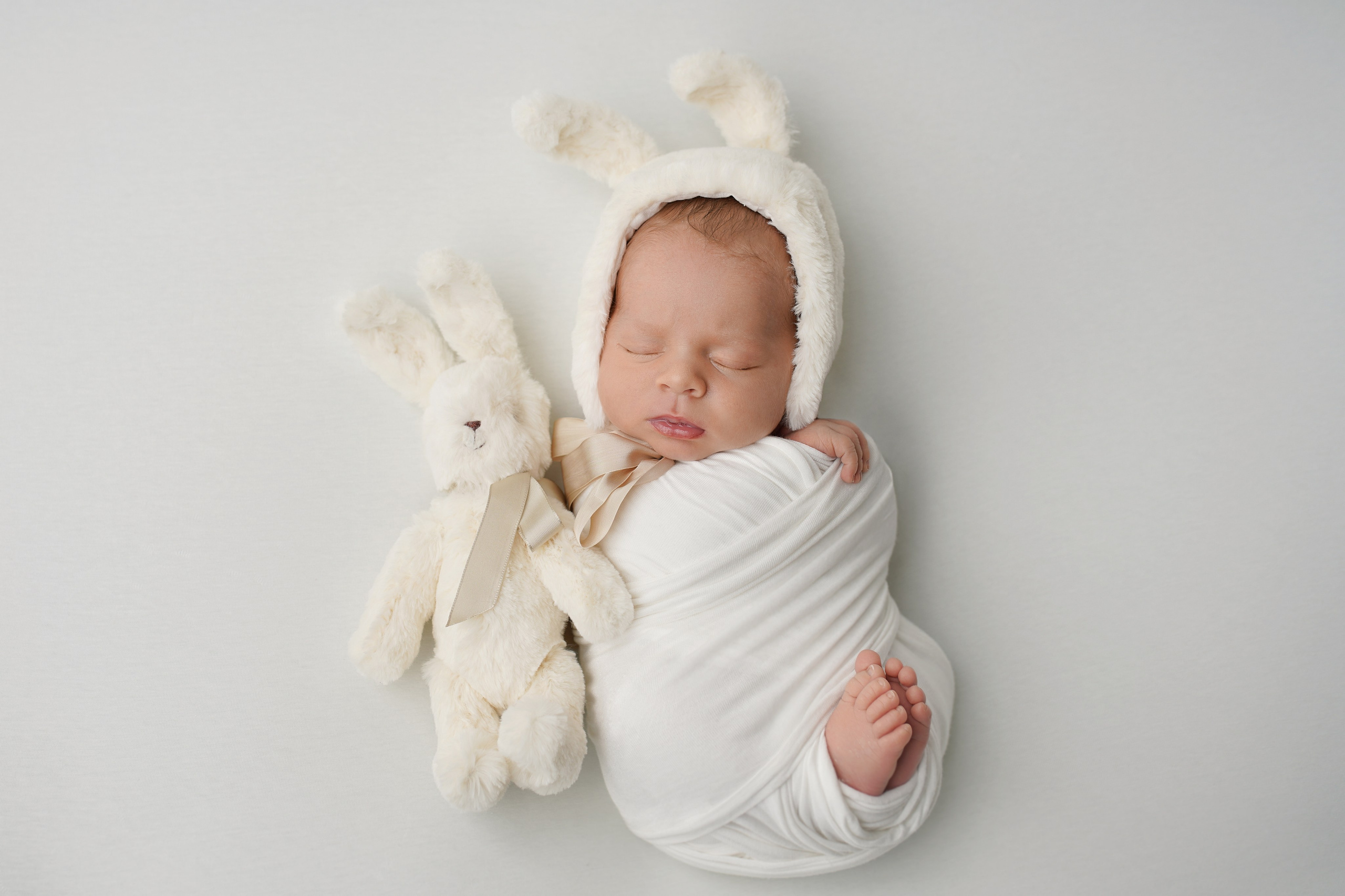 Кокон. Детский фотограф и фотограф новорожденных в Калининград Оксана Иваний