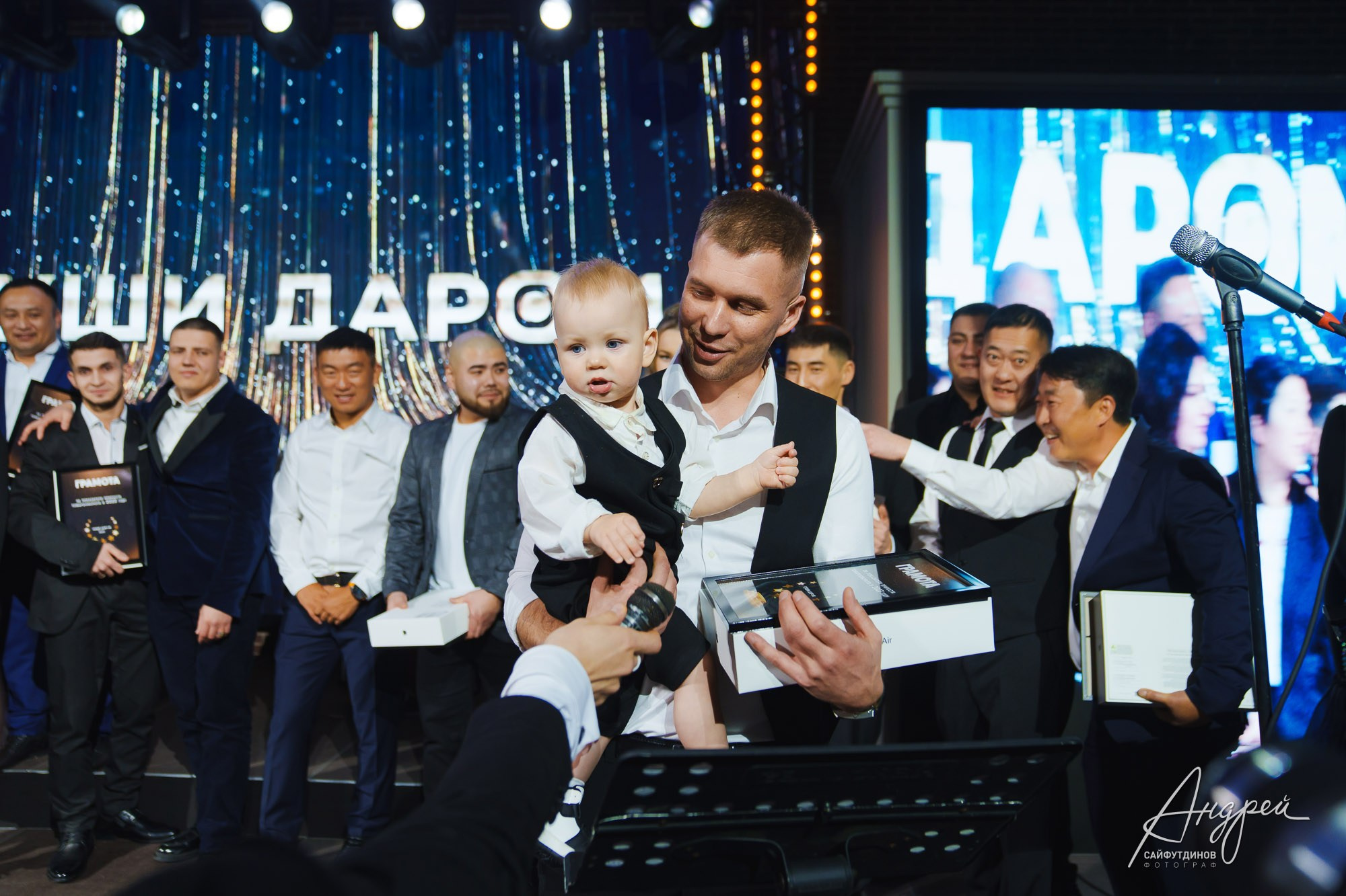 Корпоратив компании «Суши Даром». Свадебный и семейный фотограф в Ростове-на-Дону. Андрей Сайфутдинов