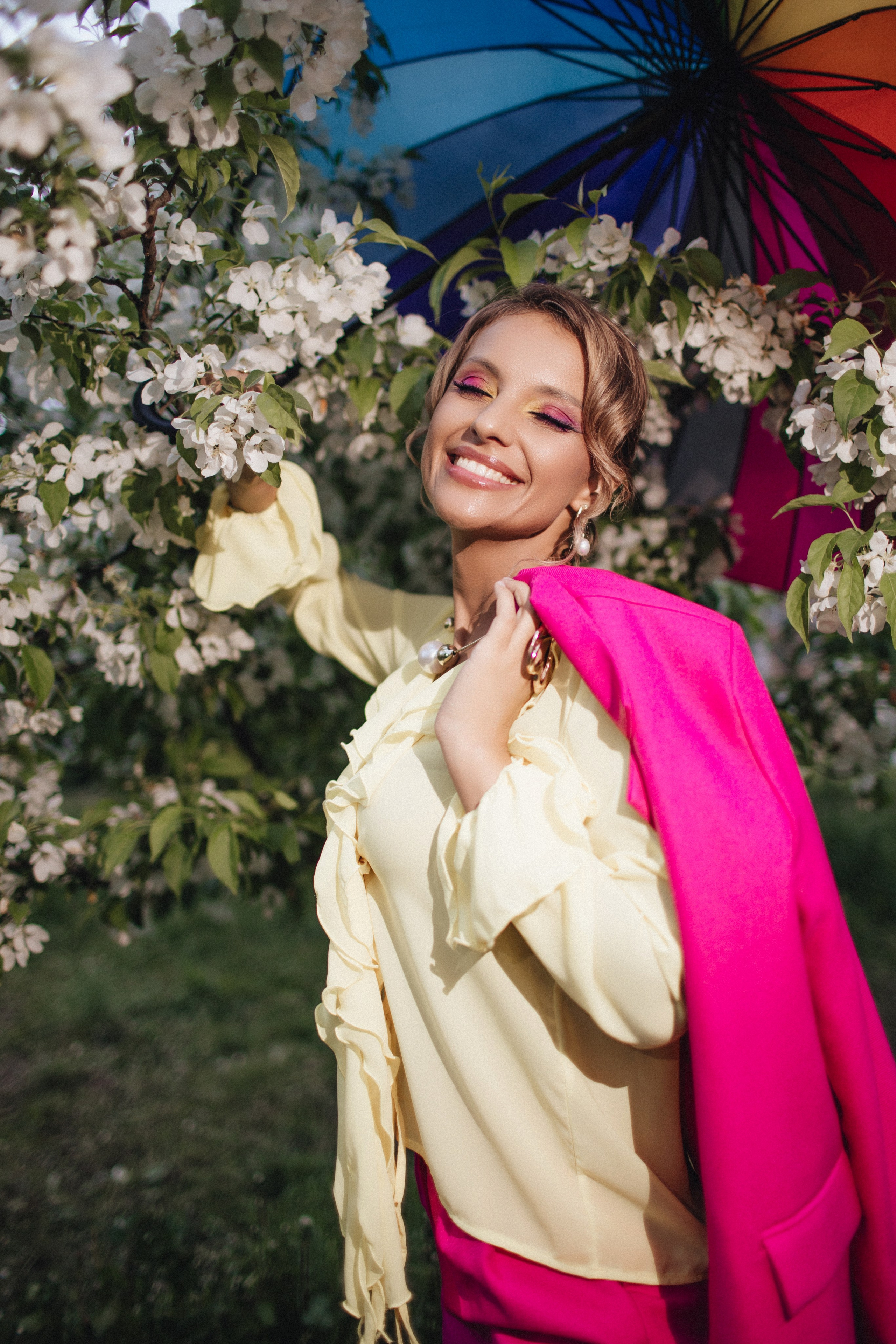 Фотосъемки в цветущих садах. Свадебный и семейный фотограф Спб Бошман Ирина