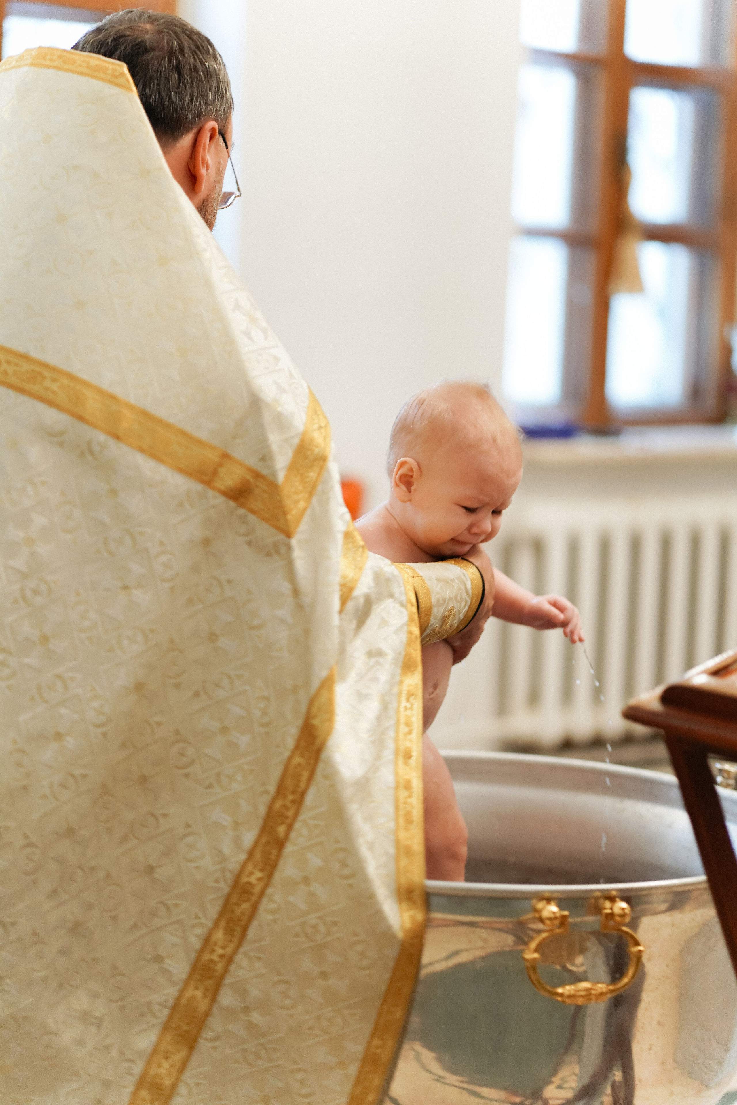 Таинство крещения Льва. Фотограф в Москве Тарасенко Татьяна