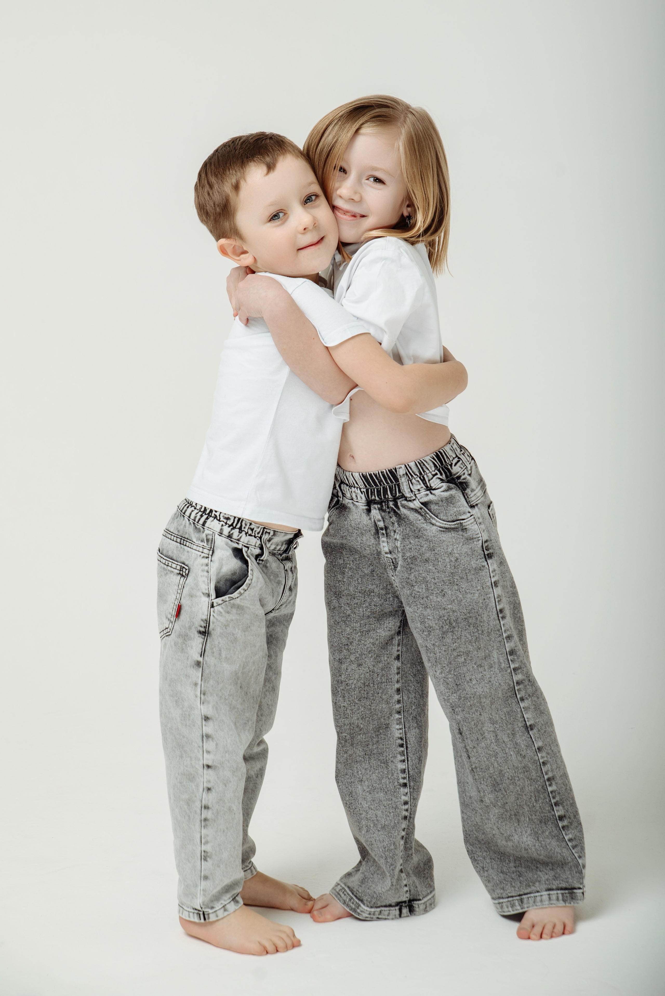 Семейная фотосессия в студии. Свадебный фотограф Регина Клименко Москва, Московская область