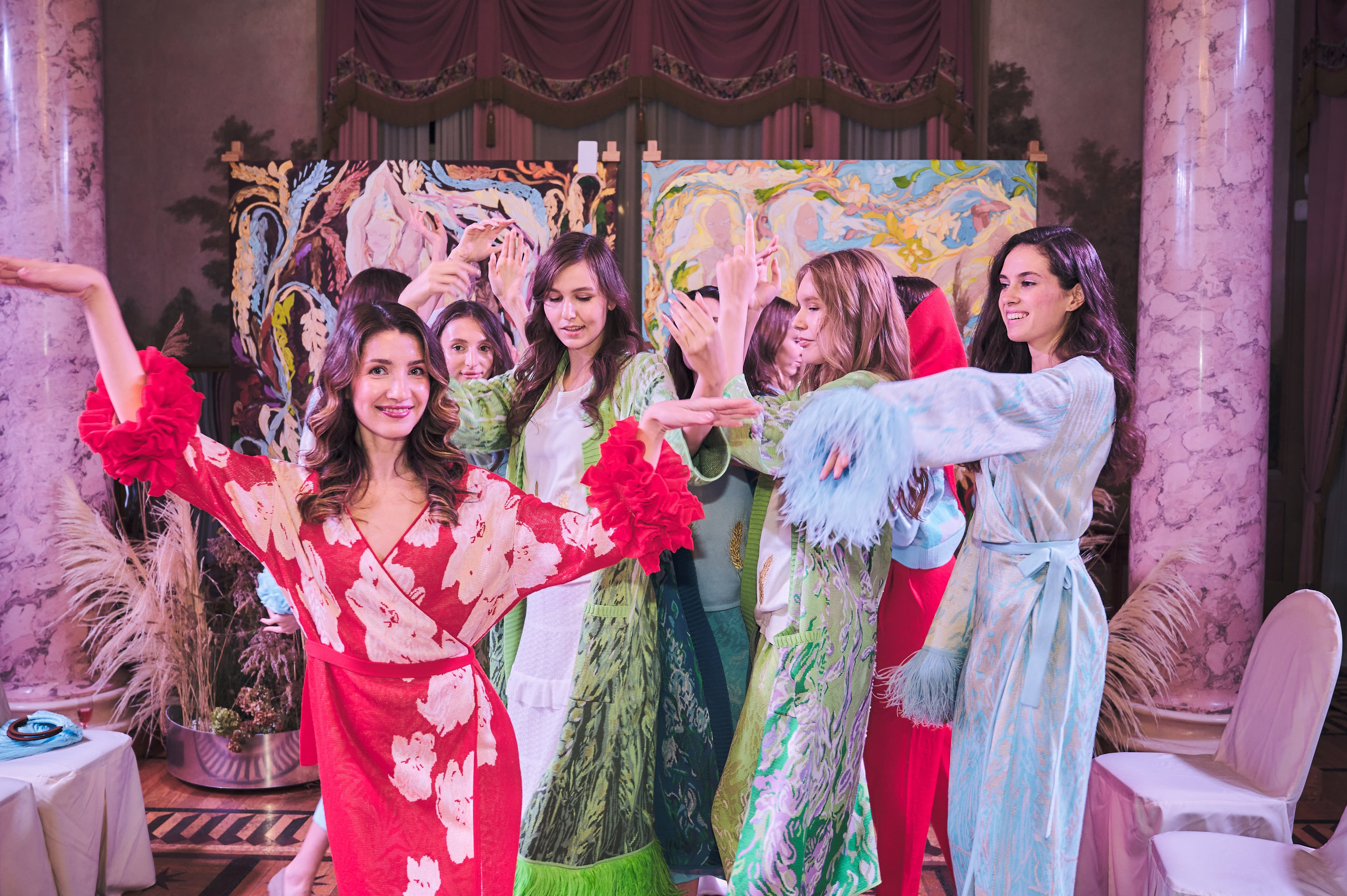 21.09.22 Люблино — Показ коллекции платьев. Никита Хохловский фото и видео продакшн