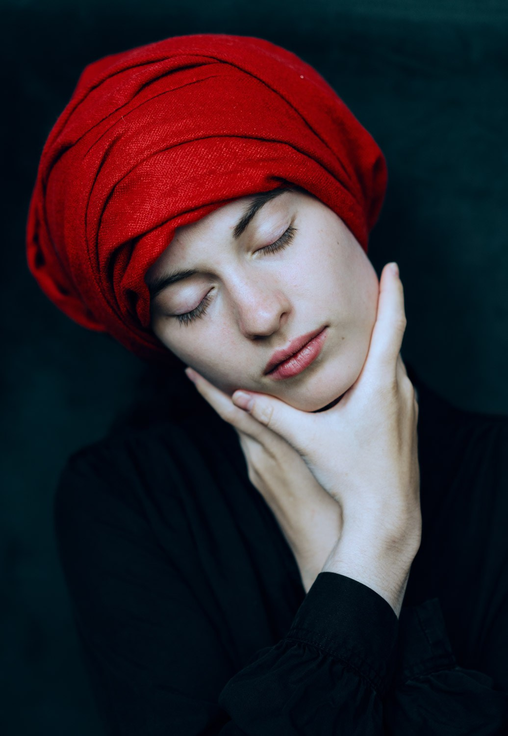 AUTHENTIC FILM. Visual artist Daniil Kontorovich