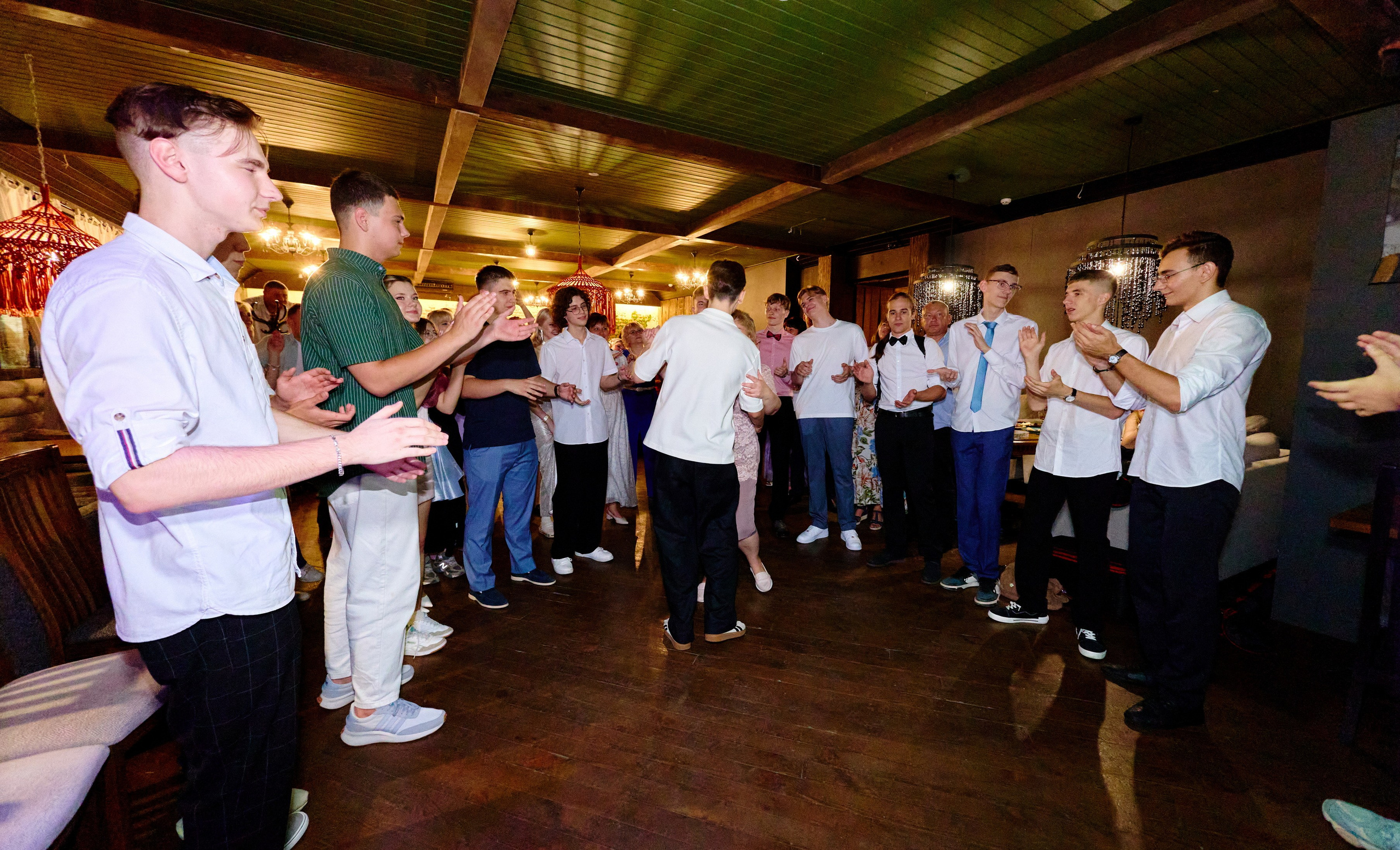 Выпускной 35 Сош. Фотограф Выпускные альбомы Таганрог Сергей Коробченко