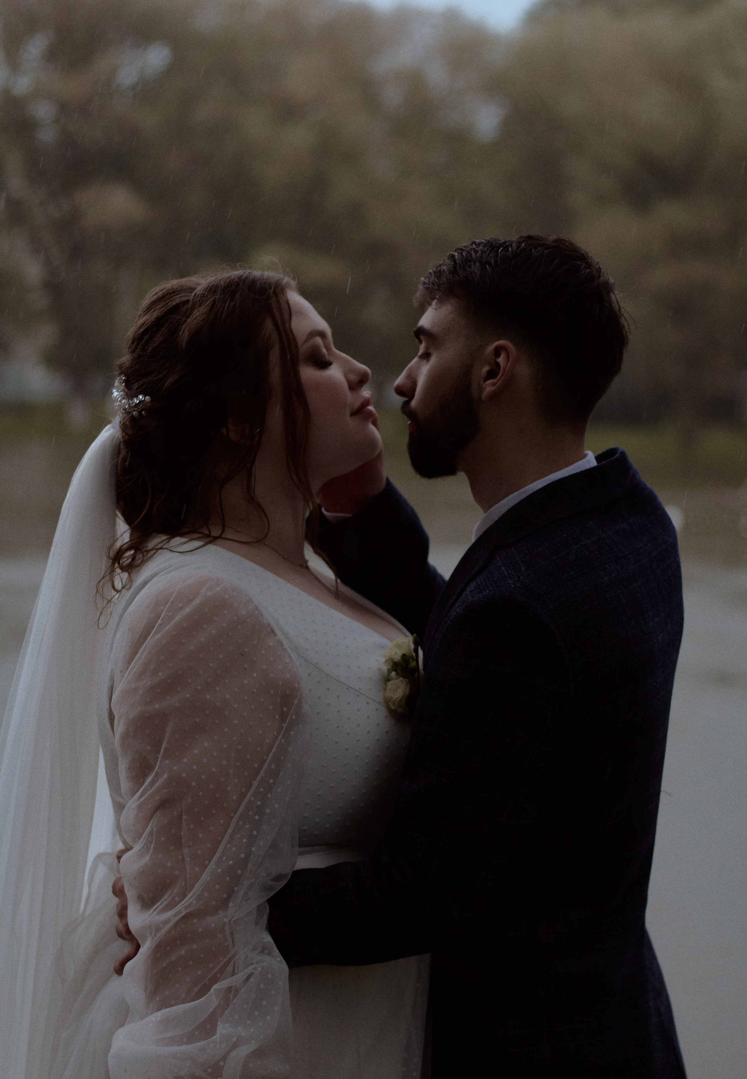 Виктория и Даниэль. Владимирский храм. Фотограф лавстори Москва/МО Приятелева Ангелина