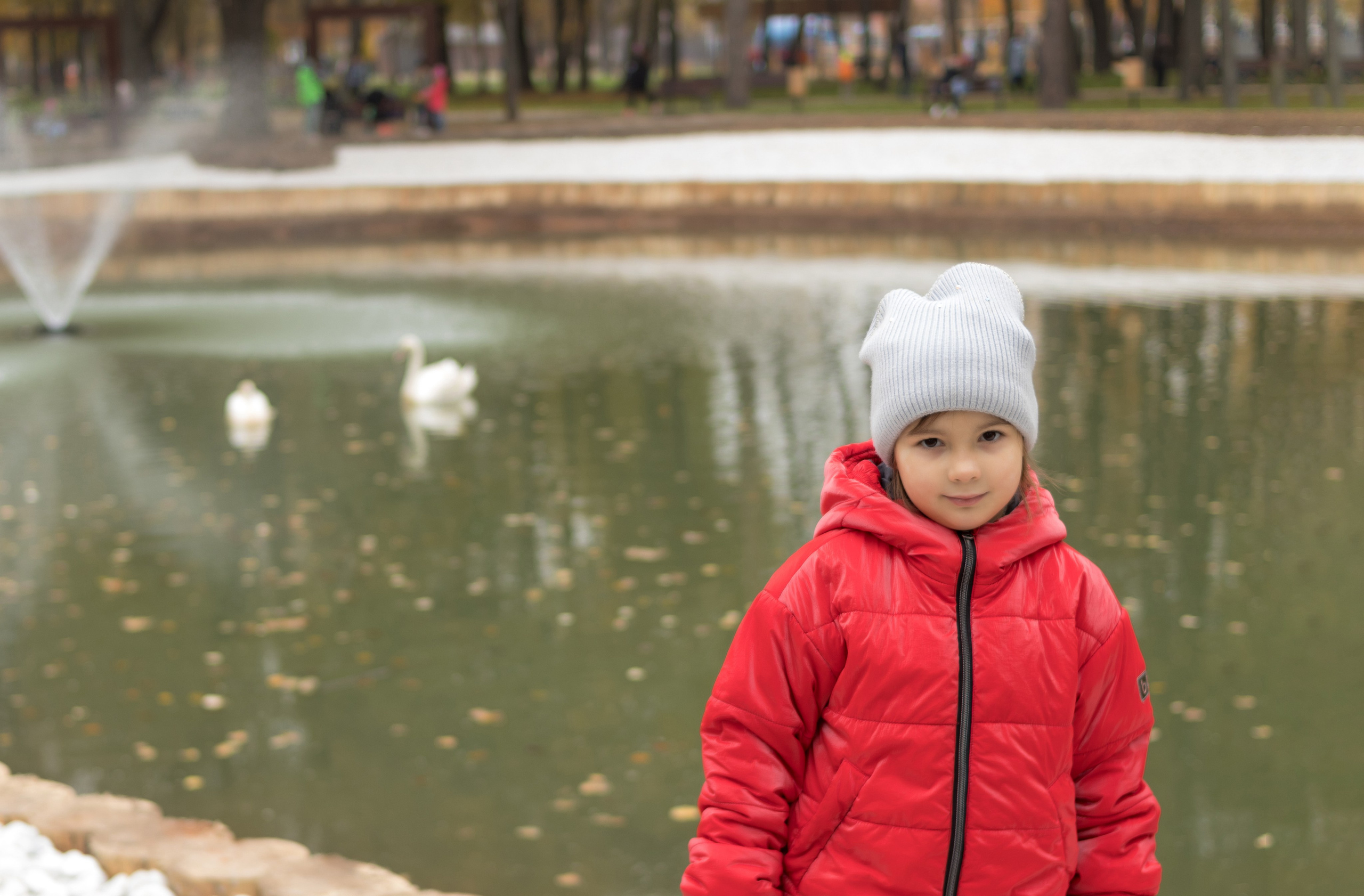 Вероника и Полина в парке им. О. Степанова октябрь 2021. Фотограф в Серпухове Наталья Руденко