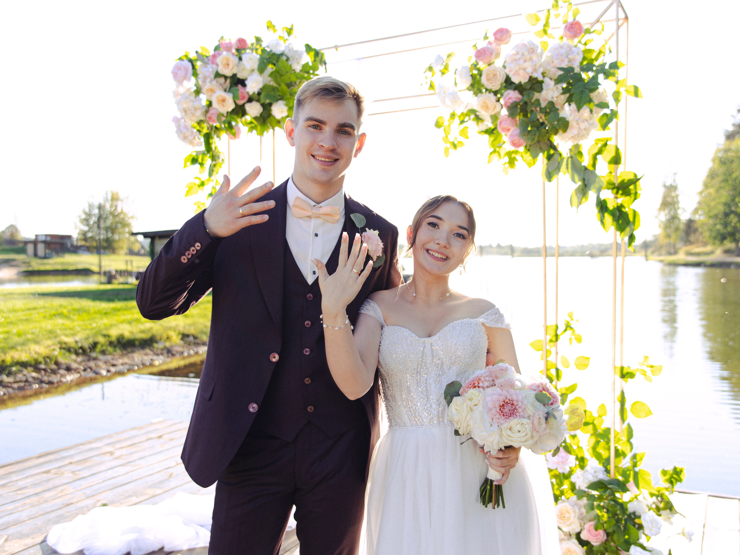 Выездная регистрация в Любогорье. Фотограф СПБ Засорина Юлия