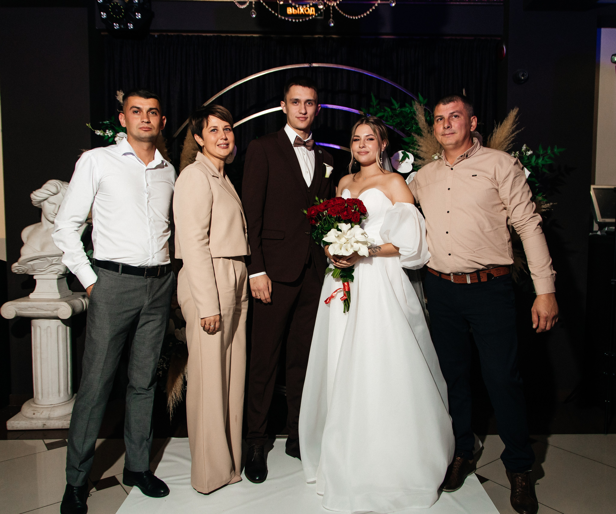 Любовный фестиваль. Артём Бачурин — свадебный фотограф Воронеж