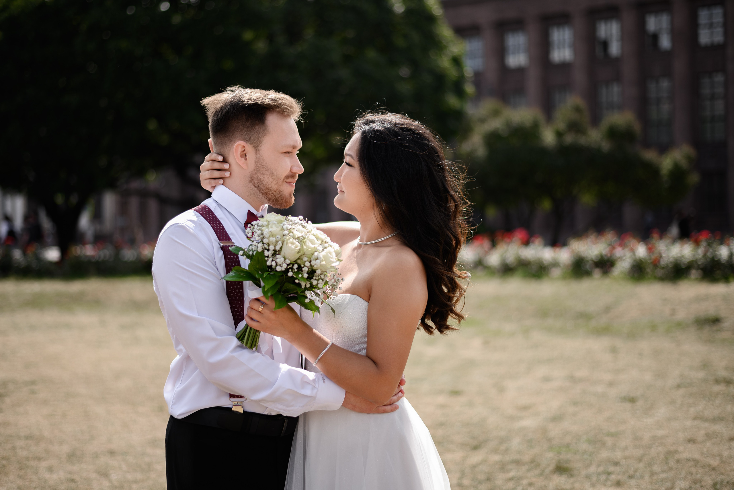 Свадебная фотосессия в центре Санкт-Петербурга. Фотограф Алексей Лукин. Свадьба, мероприятие, корпоратив, юбилей, фотосессия, портрет. Фотосъёмка в Санкт-Петербурге. Ретушь фотографий