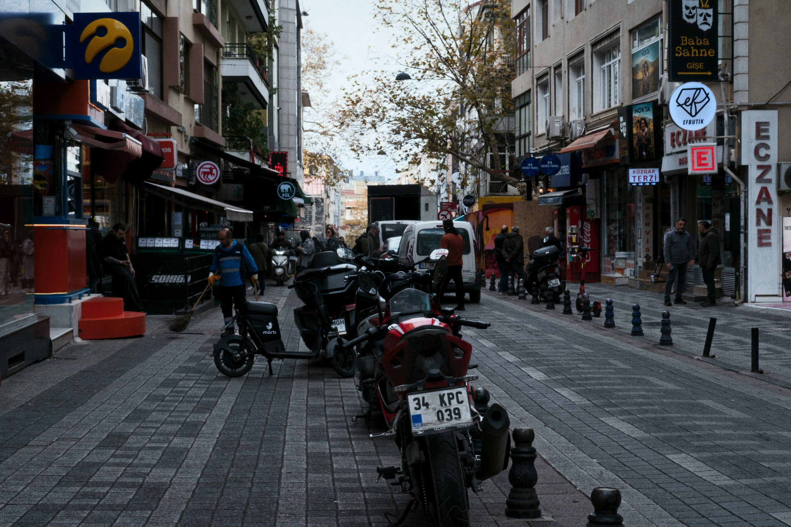 Kadikoy x Moda, Istanbul / Türkey AW25. Фотограф Юрин Евгений
