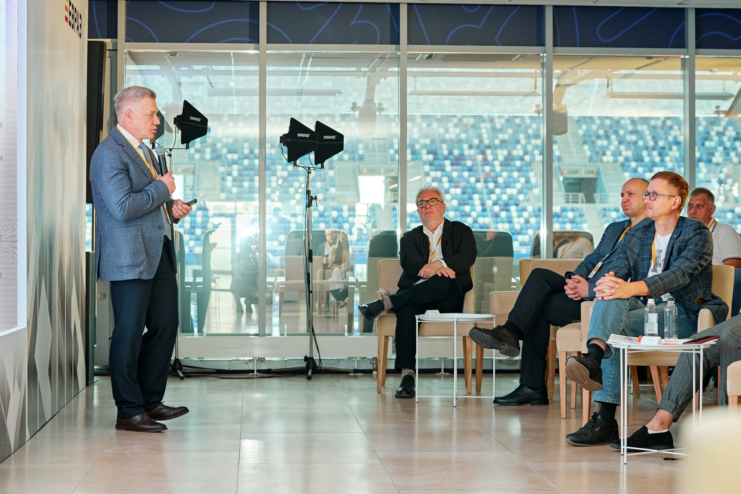 ЕВРАЗ / Конференция All Inclusive / Стадион «Нижний Новгород». Антон Артюшин, портретный фотограф. Москва