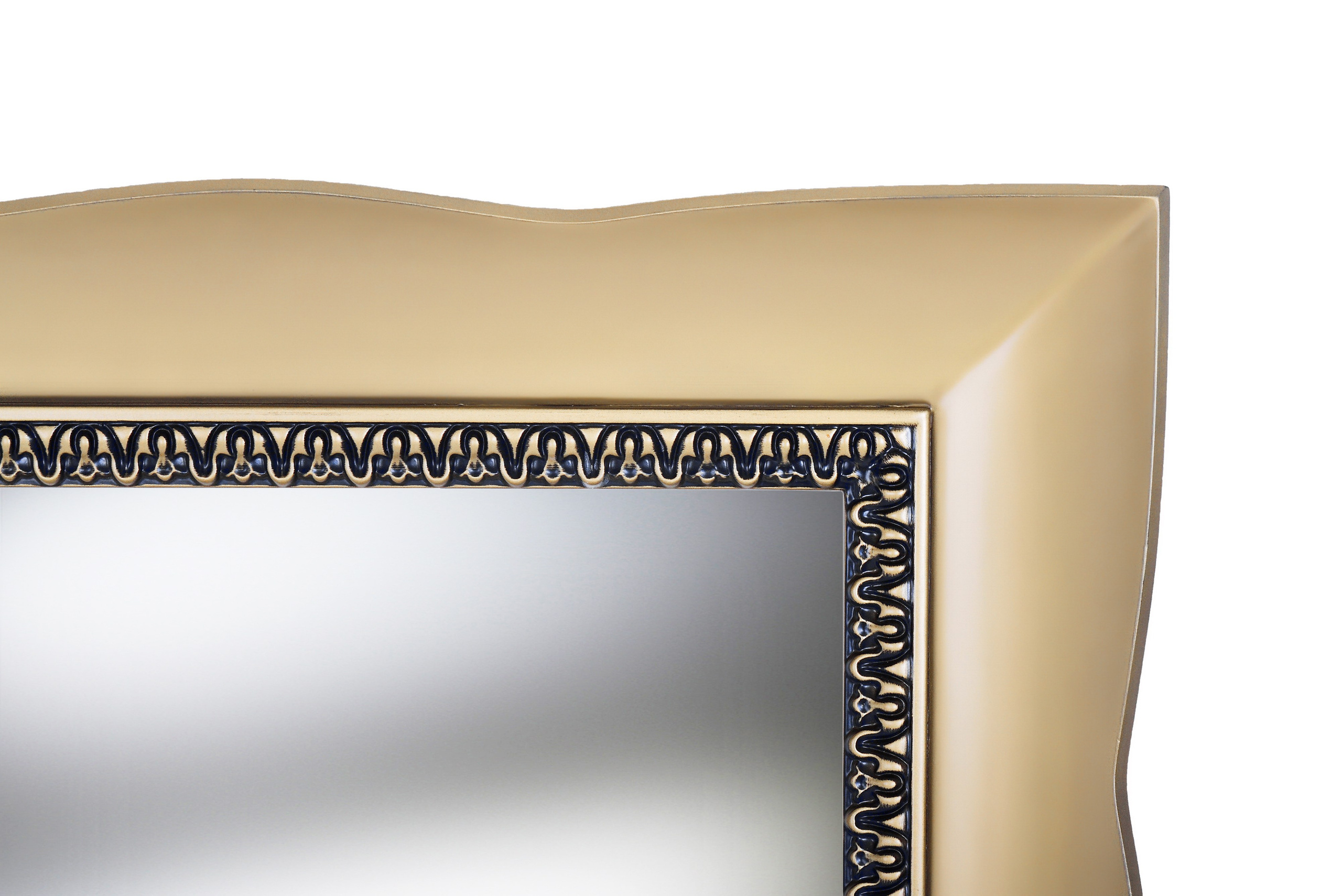 Зеркало с открыванием. Студия дизайна интерьера RISE DESIGN STUDIO