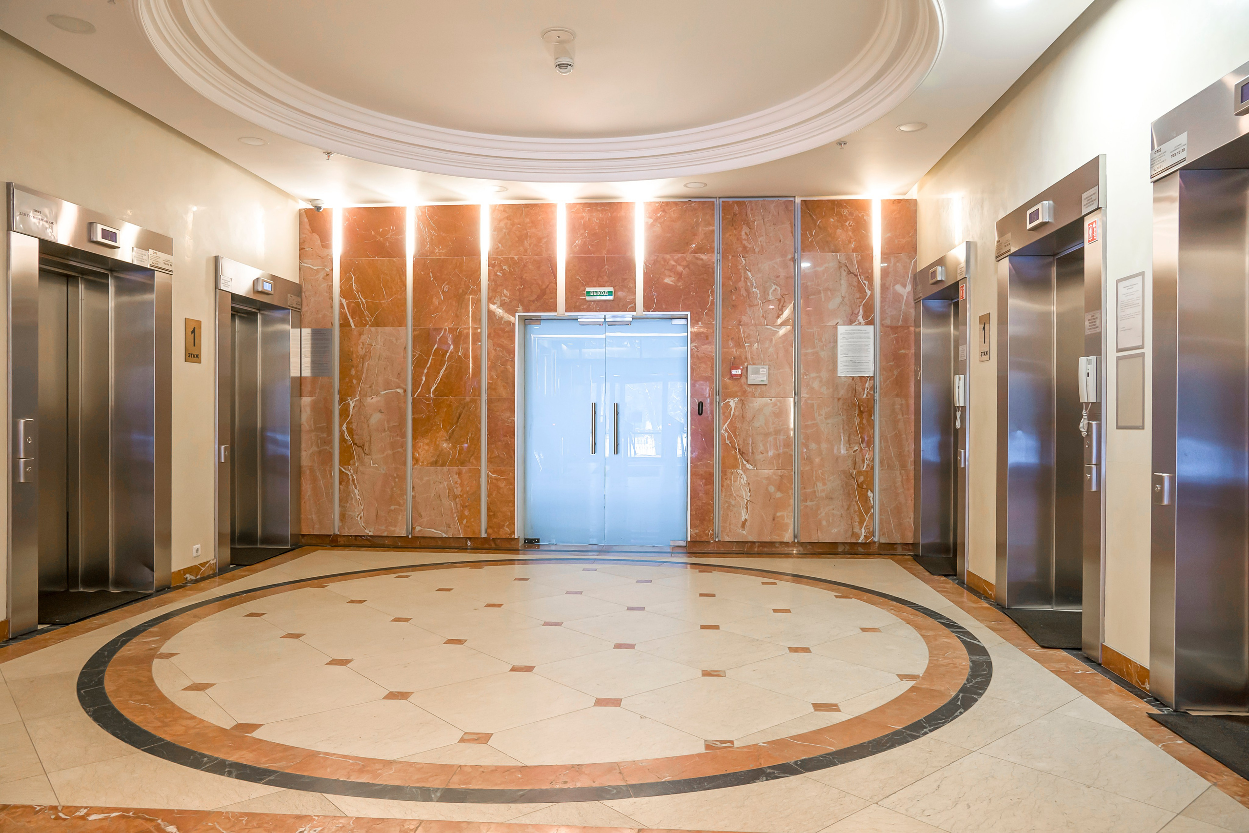 Интерьерная фотосъёмка офисов отелей бизнес центров