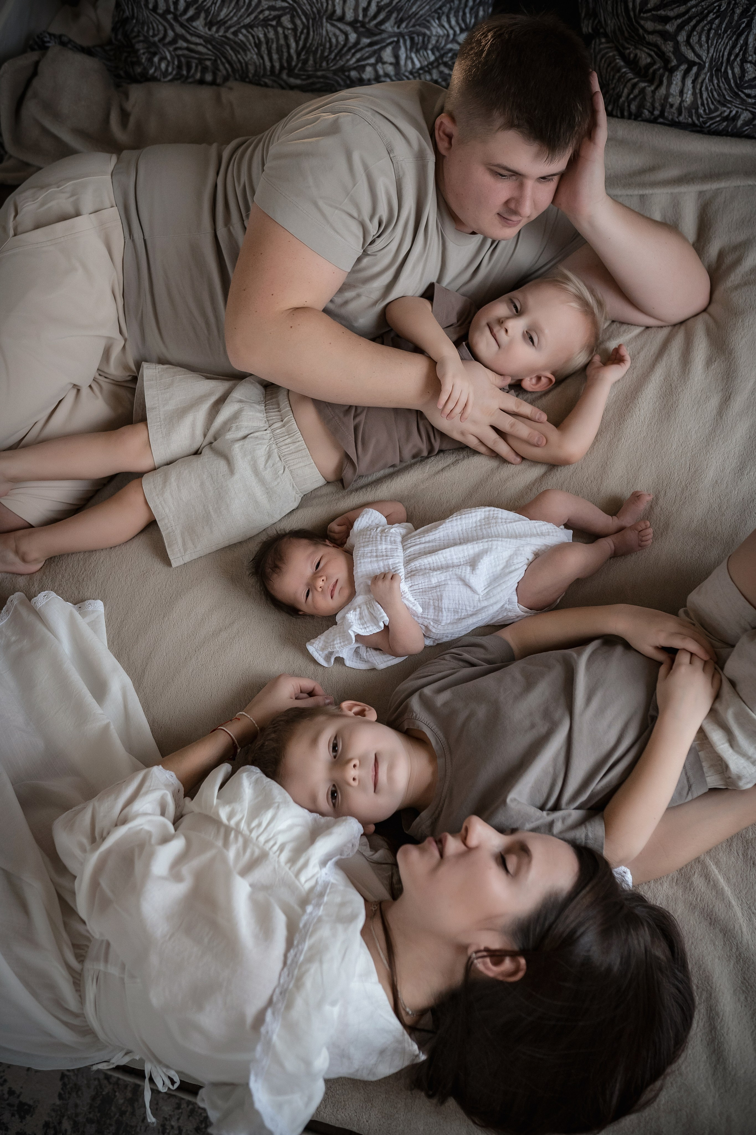 Семейная Василиса. Фотограф Крещения и Венчания в Москве