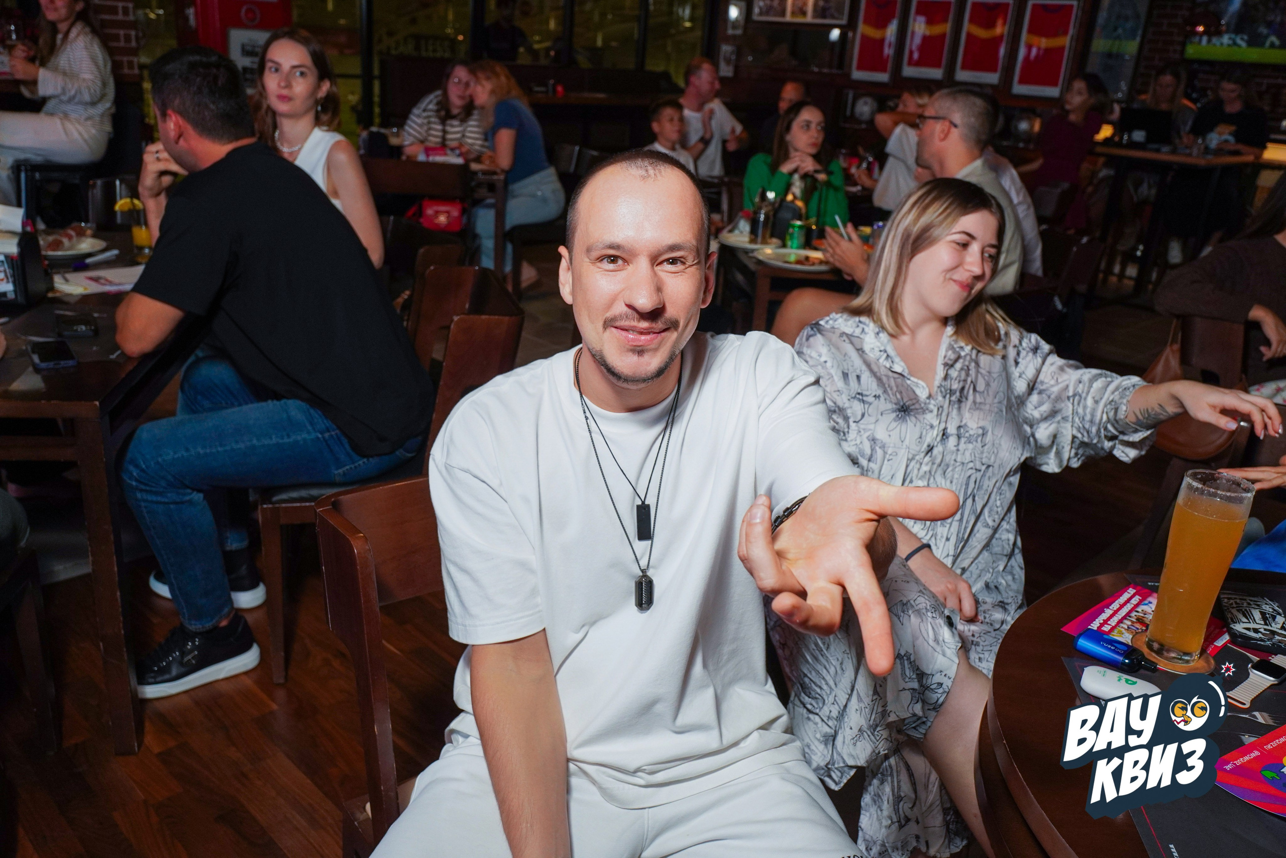 WOW QUIZ DUBAI. Фото | Видео Контент Мишель Ватаманюк