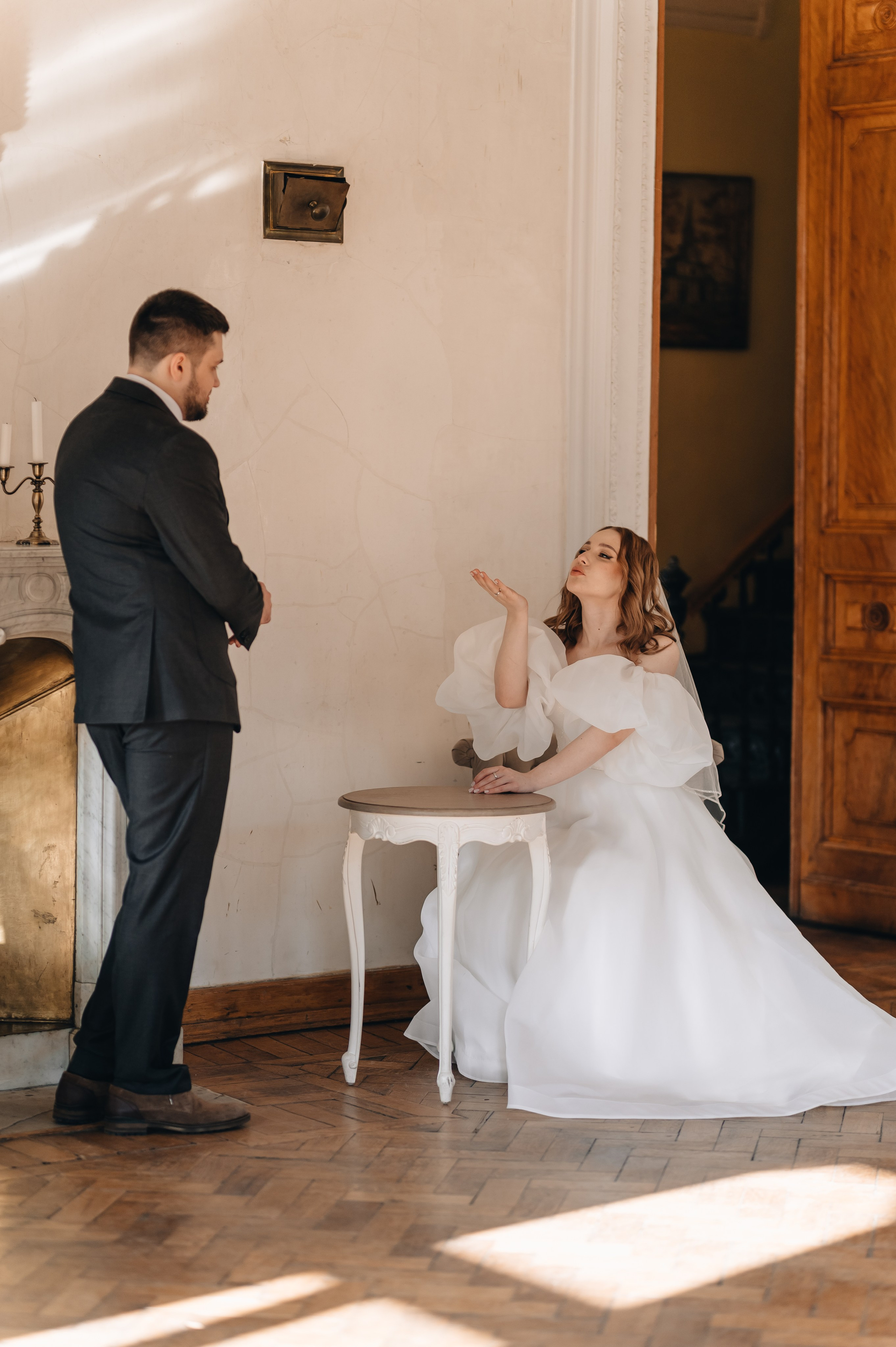 Свадебная фотосессия в библиотеке им. Пушкина. Портретный фотограф Москва Светлана Кашура