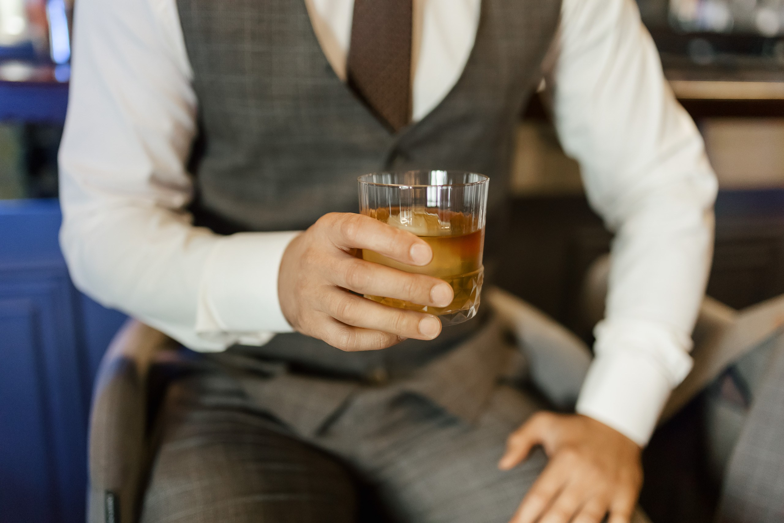 Сборы Sopka. Ретро Волга.Валентина и Иван. Свадебный фотограф в Хабаровске