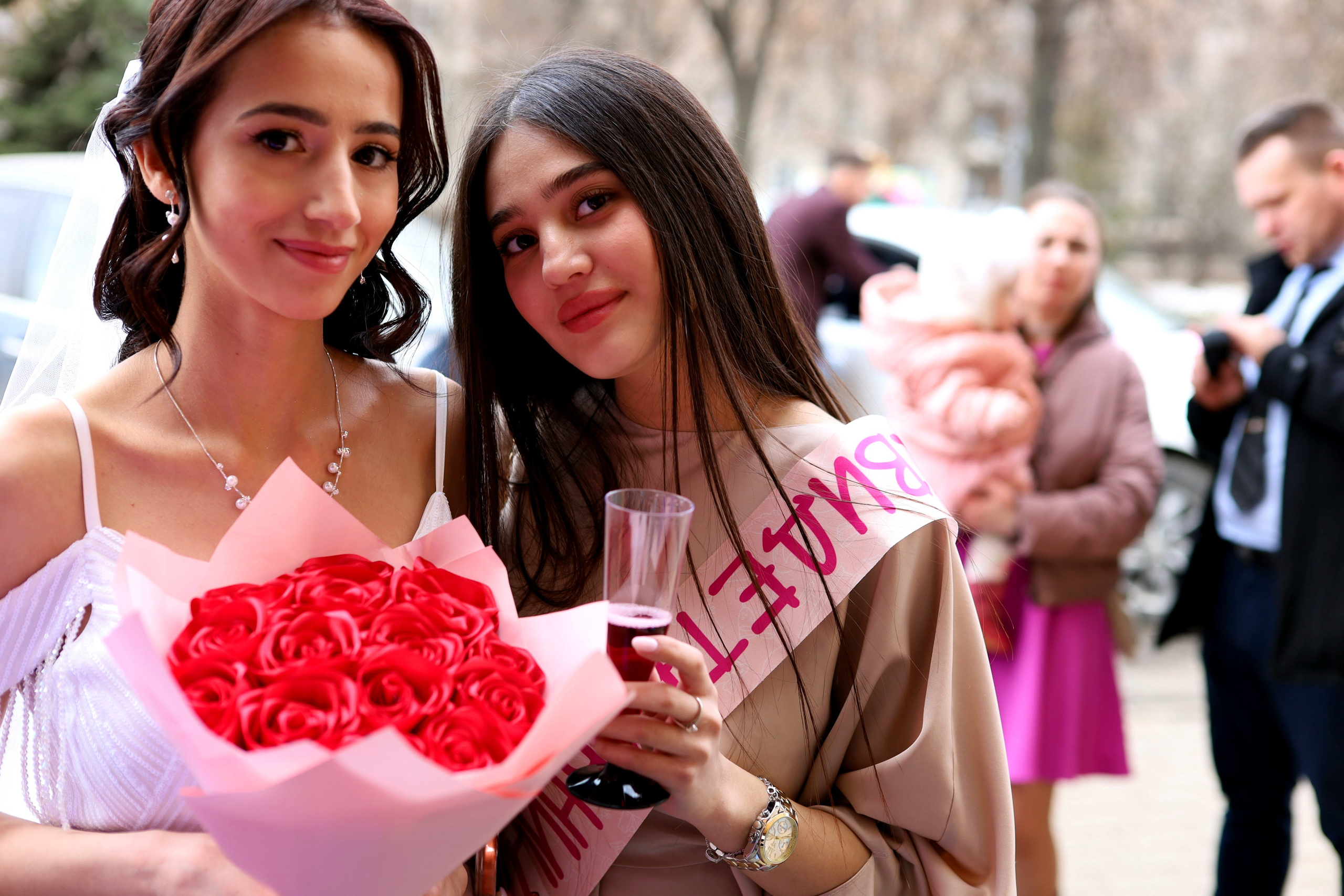 Свадебная Love story-фотосессия молодоженов. Юлия Егорова | Фотограф Королёв, Москва, МО • Портреты • Свадьбы • Street • Love Story