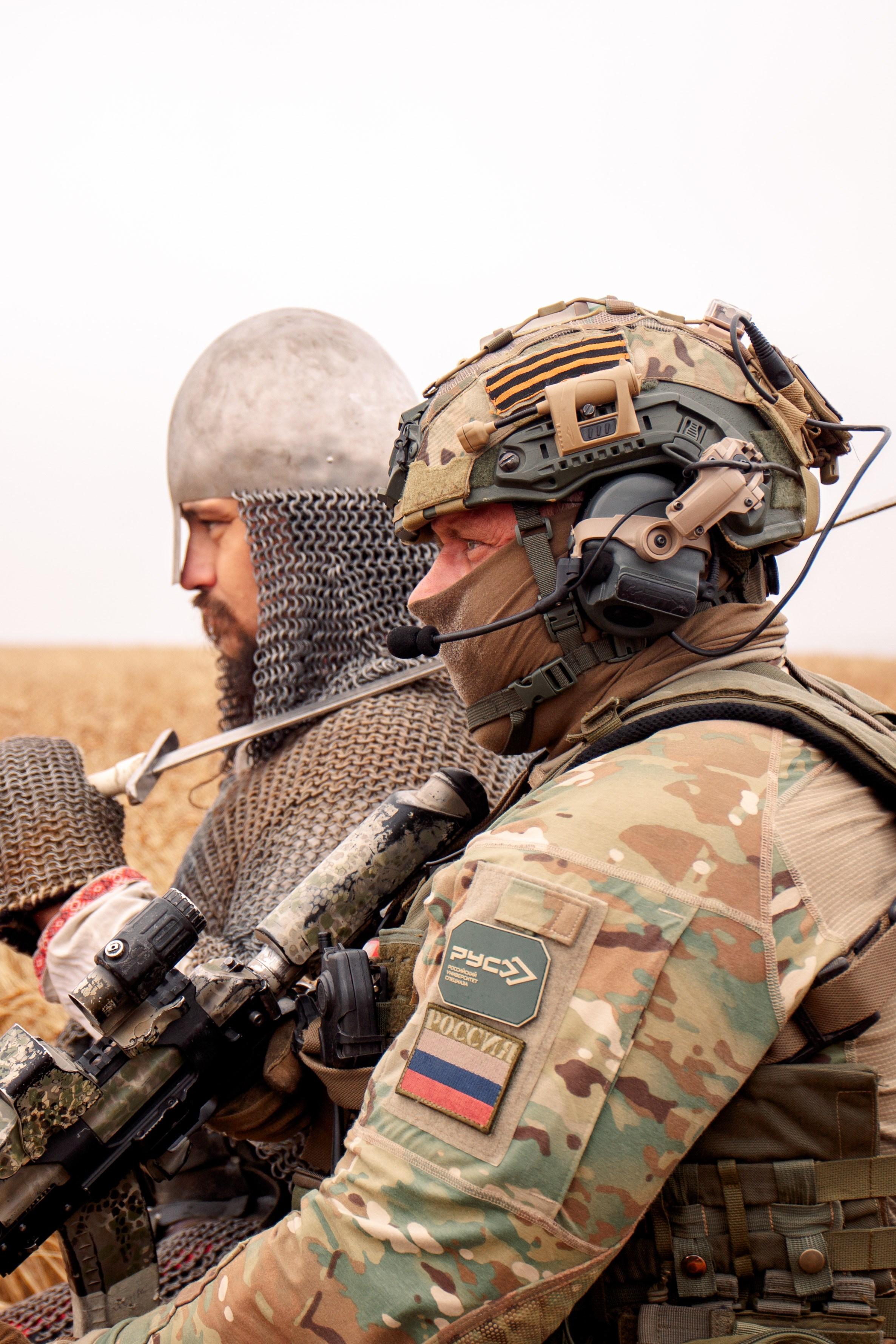 Поле. Для тех, кто не ждёт удачи, а создаёт её. Каждая фотосессия — это твой момент, твой стиль, твой успех. 📸