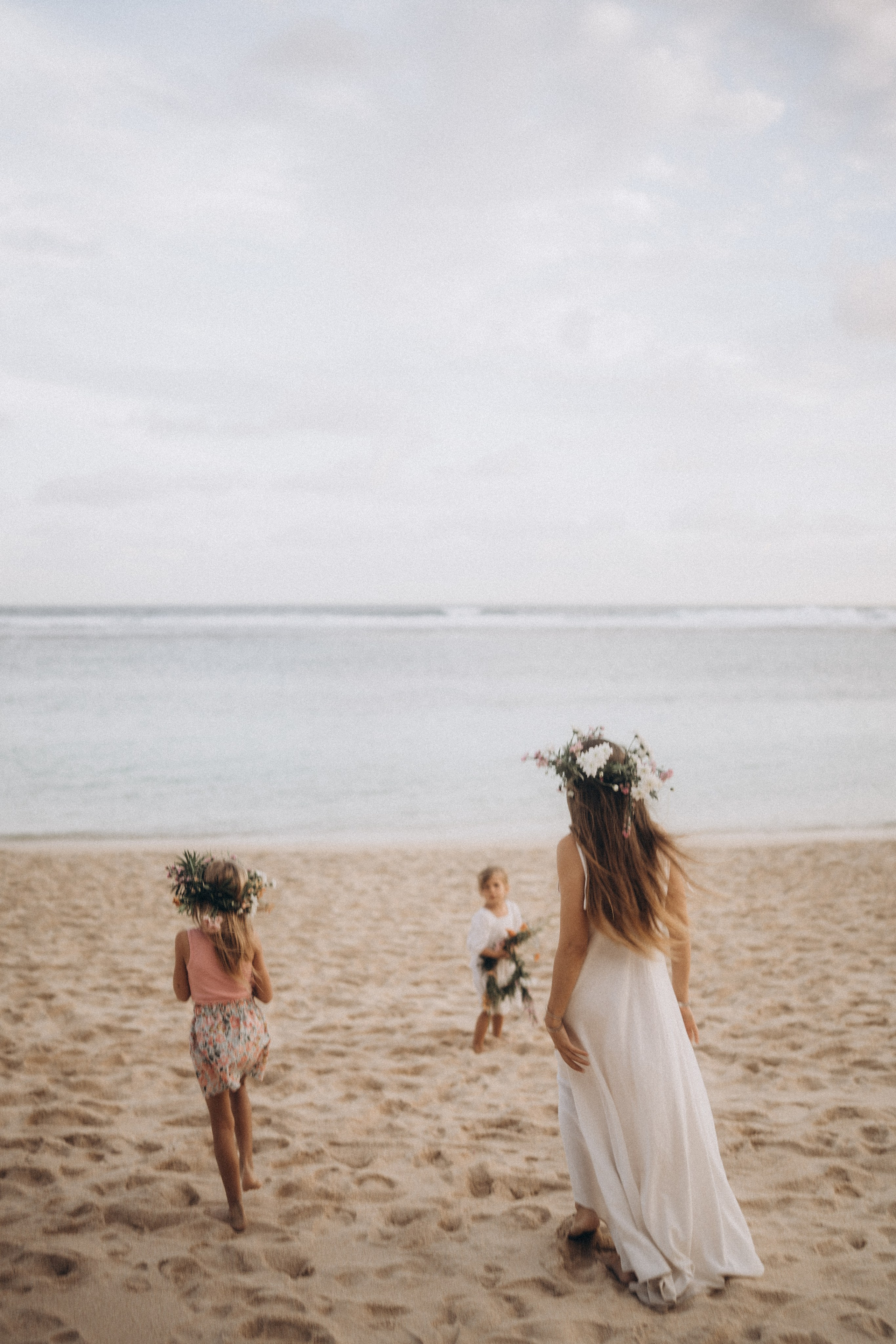 Настя, Ирина, Вика и Луна. Ольга Антипова — фотограф