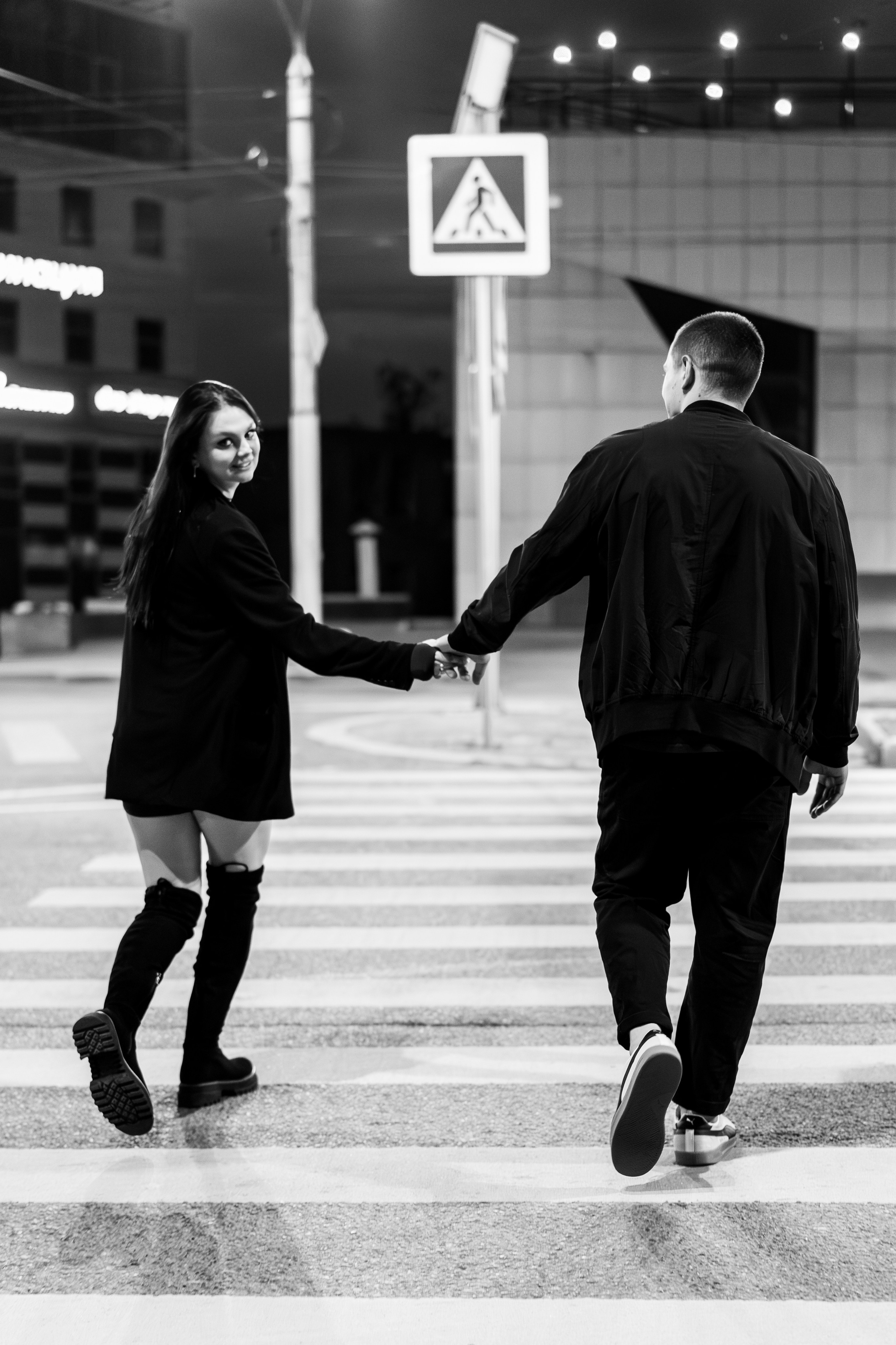 Прогулка по ночному городу. Свадебный фотограф Барнаул Алексей Павлов