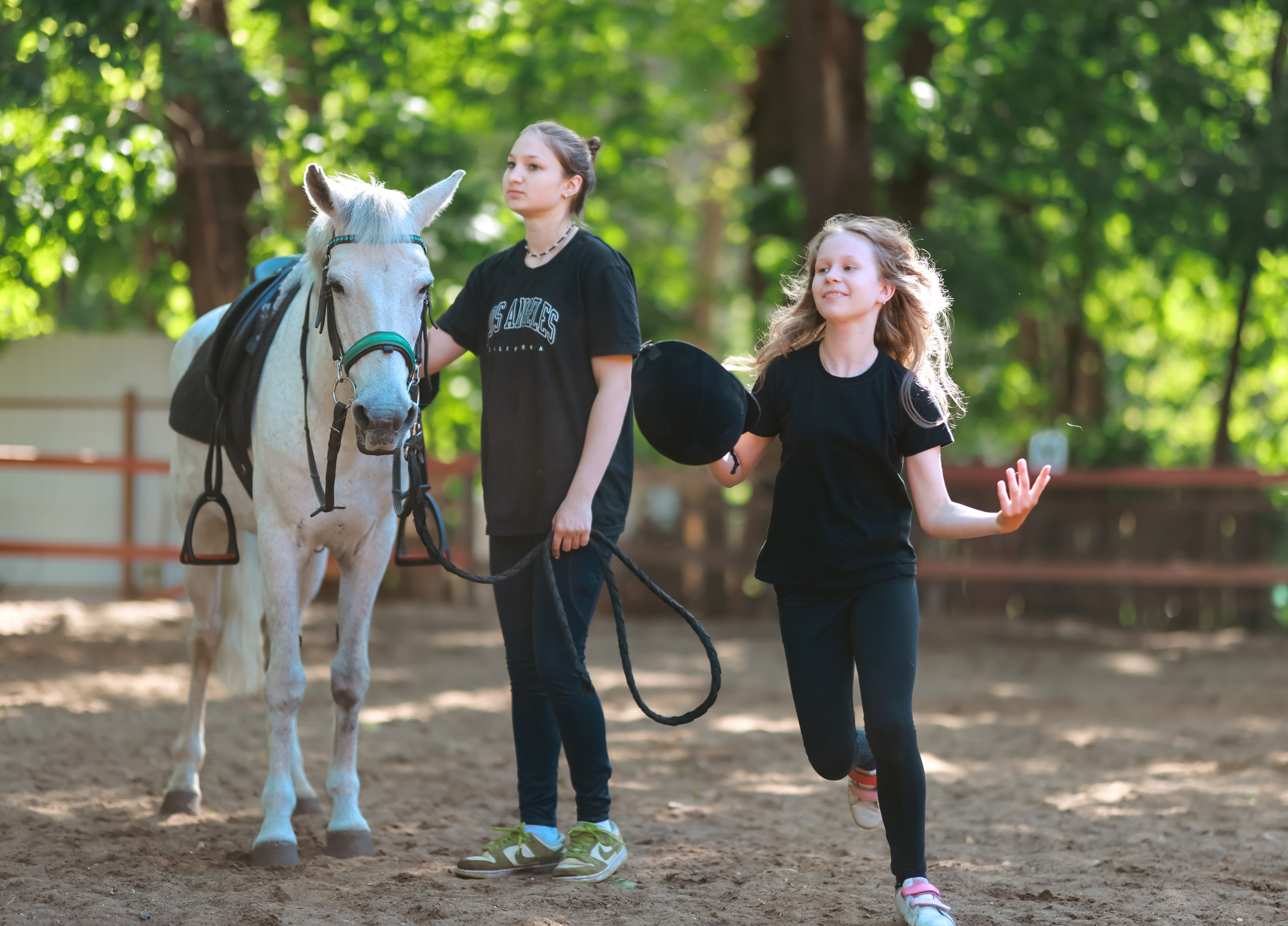 Корпоратив на конюшне. Фотограф репортажей и стритфотосессий в Москве Людмила Смирнова