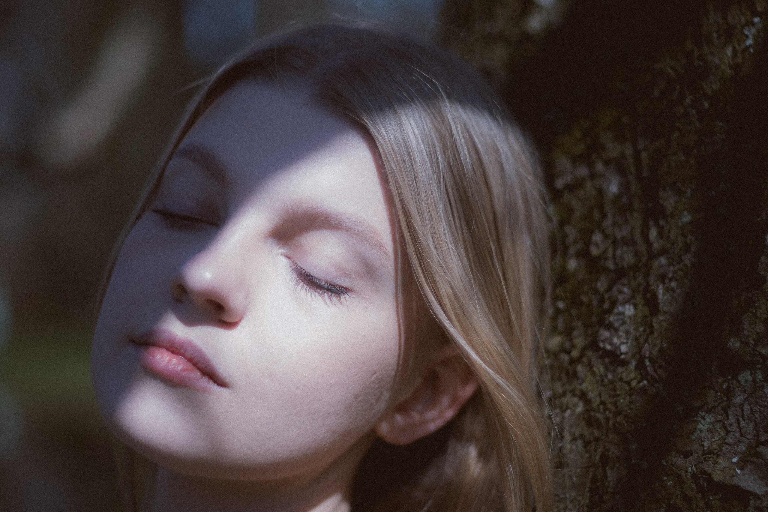 Elena Raya • Photographer