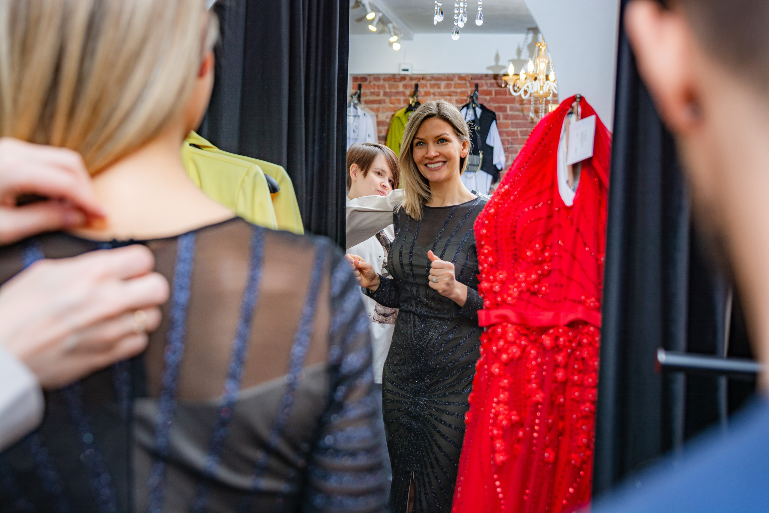 Ощутите мощь стилиста: шопинг, преобразующий вашу внешность и самоощущение