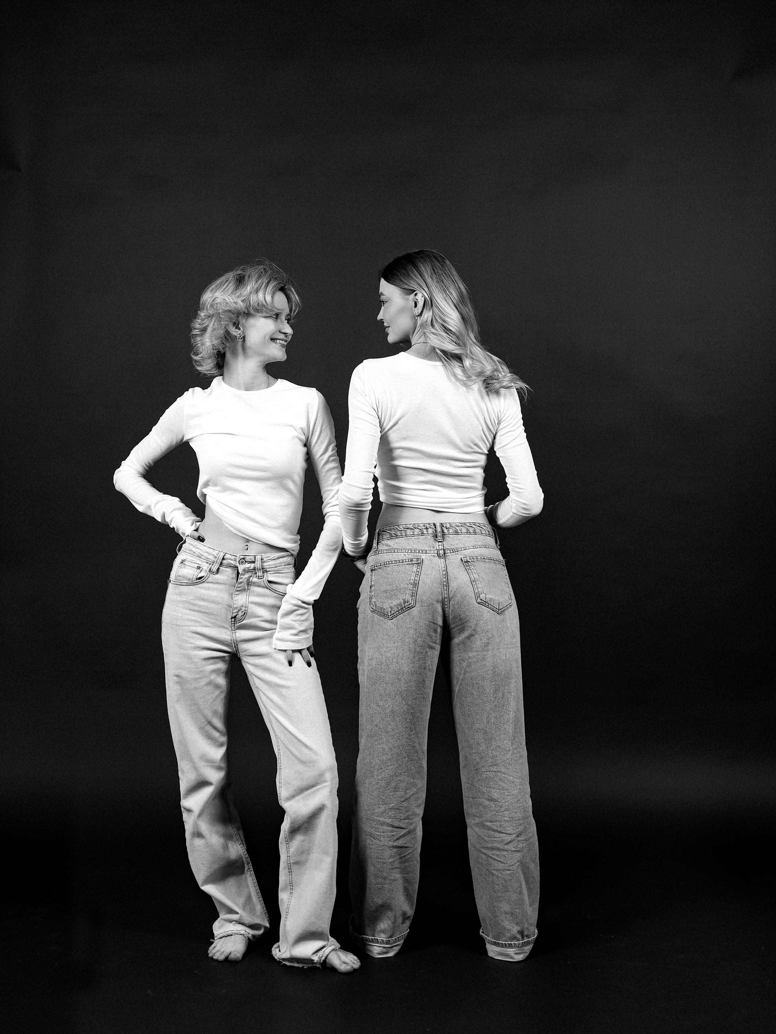 Дарья и Анна. Фотостудия без фотографа Чехов. Первая студия автопортрета в Чехове