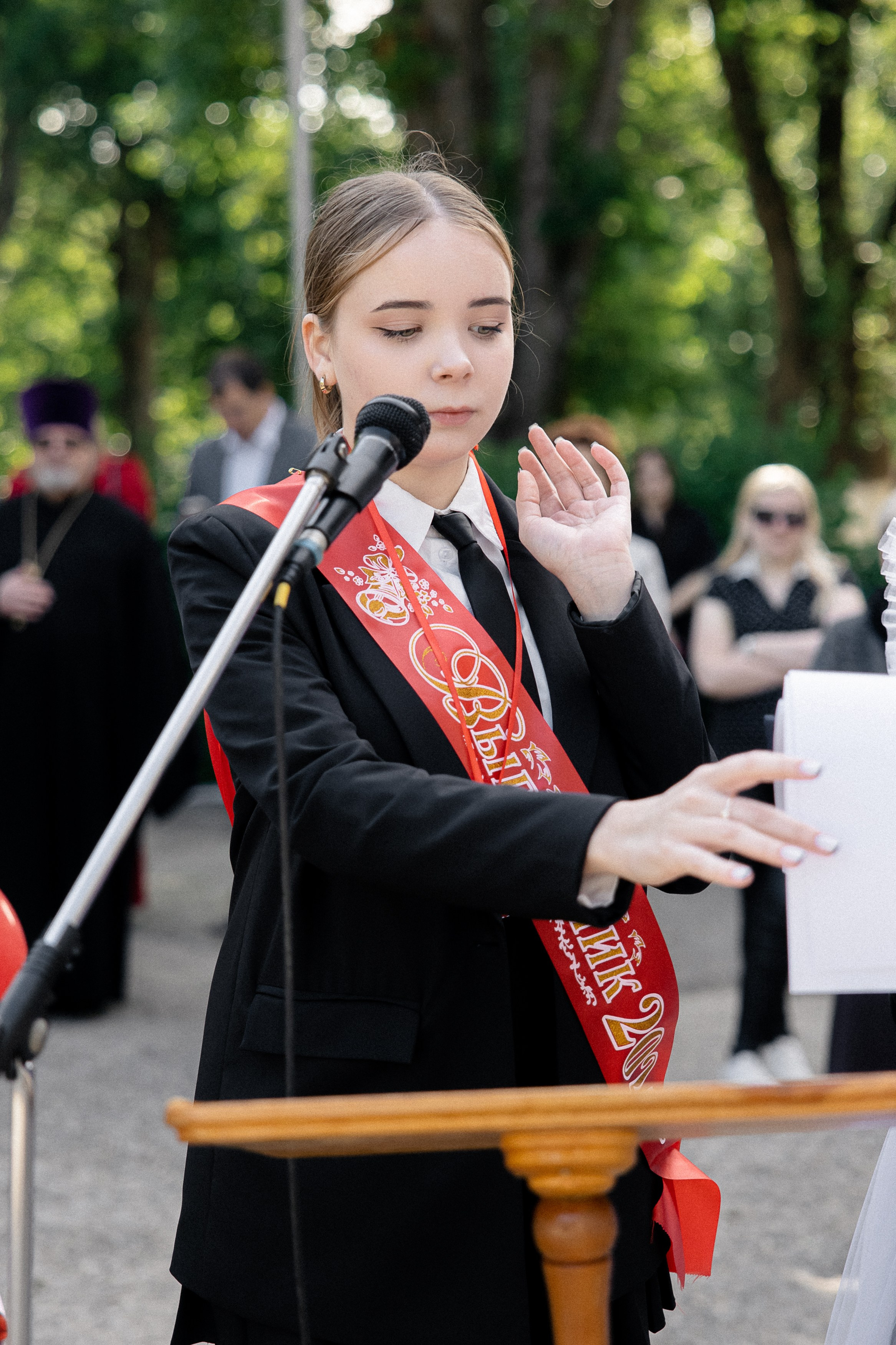 Последний звонок — линейка. Свадебный фотограф Роман Еремеев