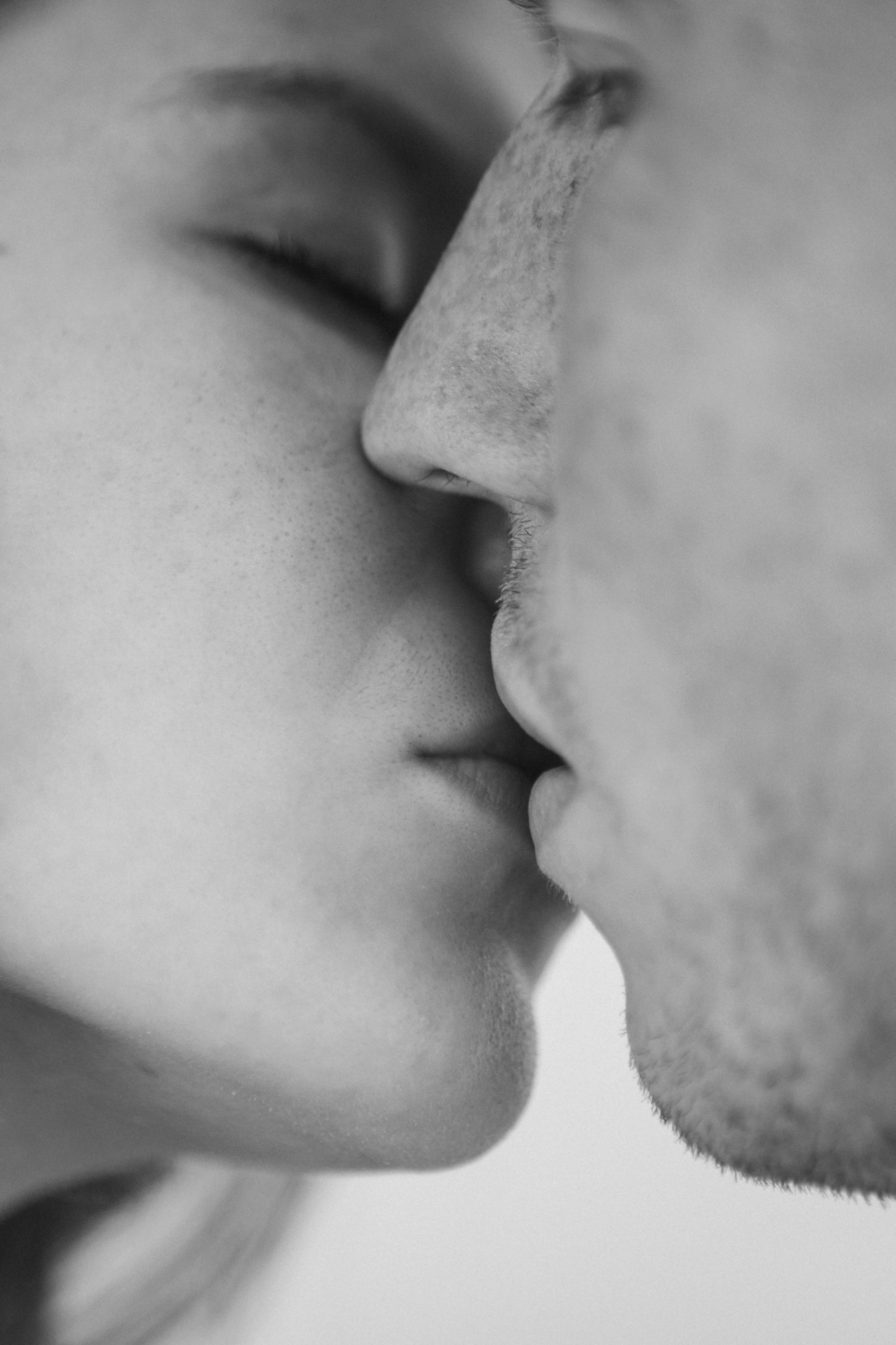 Настя и Стас. Студия. Минимализм. Портретный фотограф в Минске