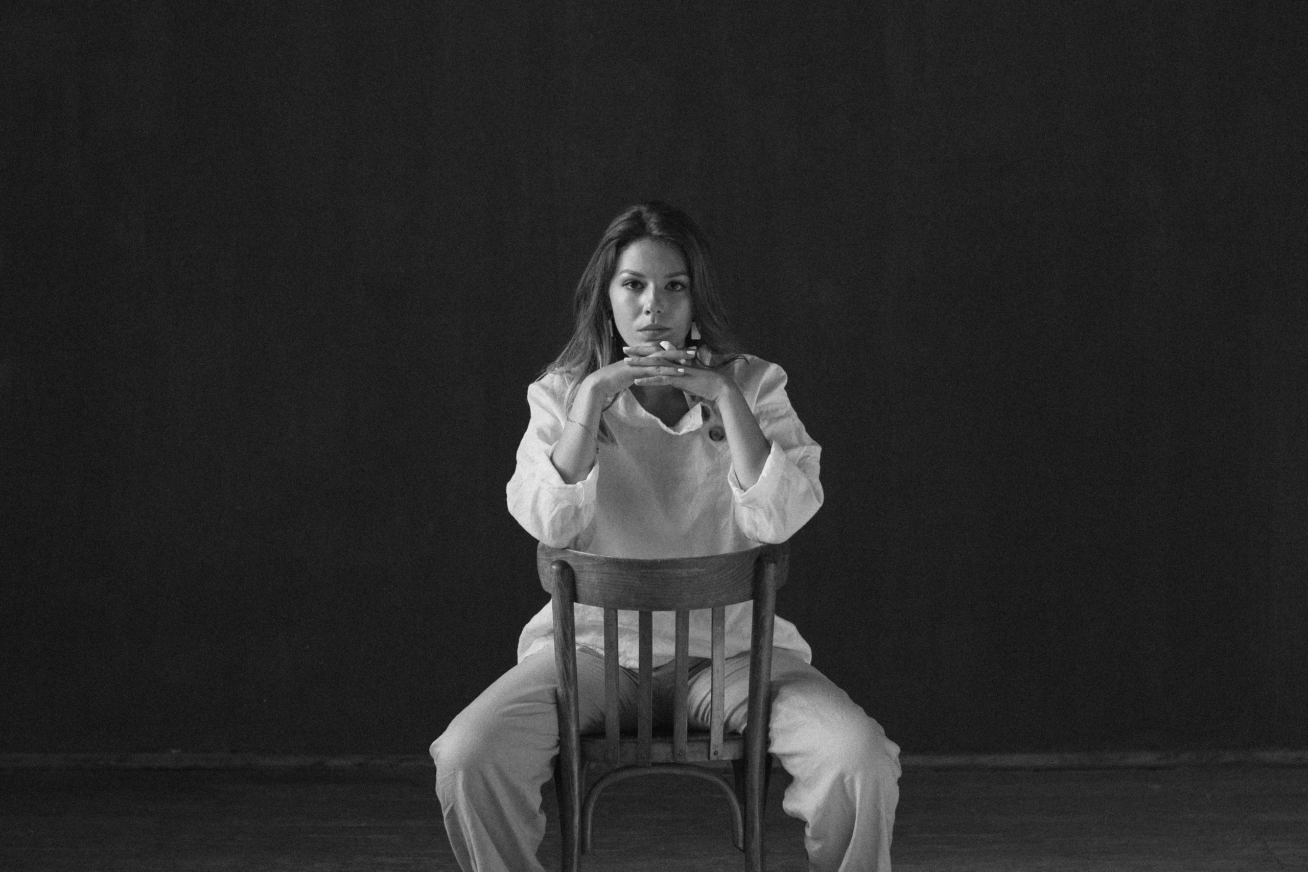 Яна Плешинцева. Акт второй. Славич Евгений — портретный фотограф