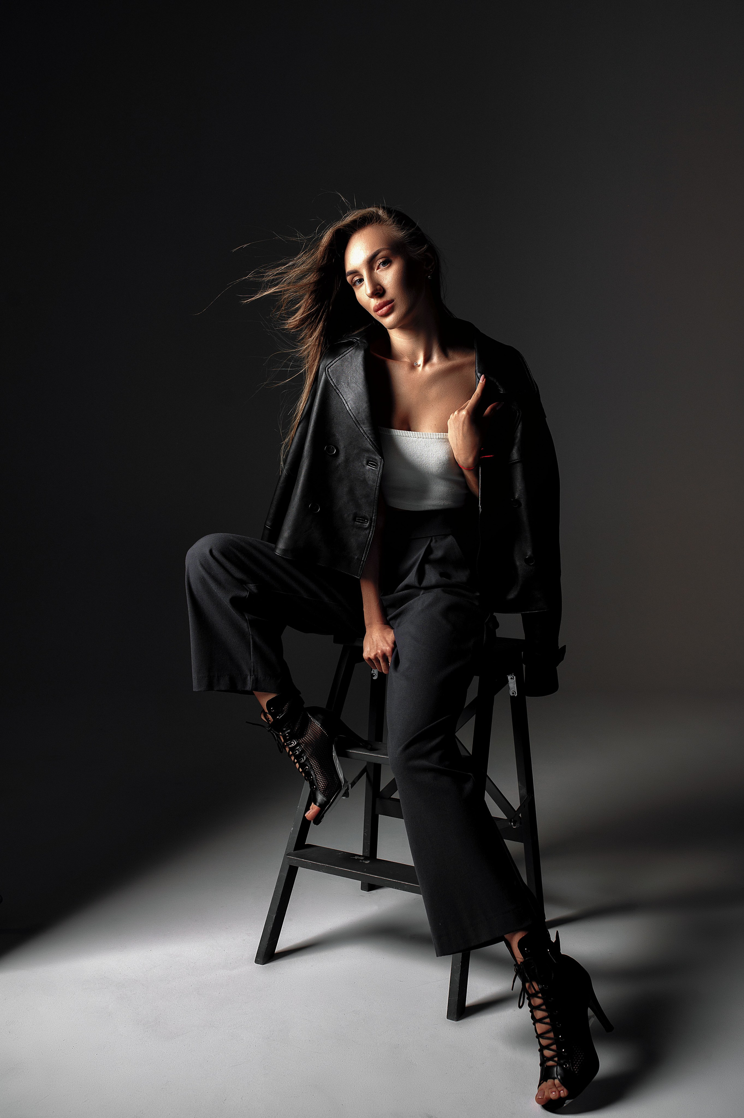 Валерия Крюкова. Фотостудия Алматы — 2 Stula.Studio | Аренда залов