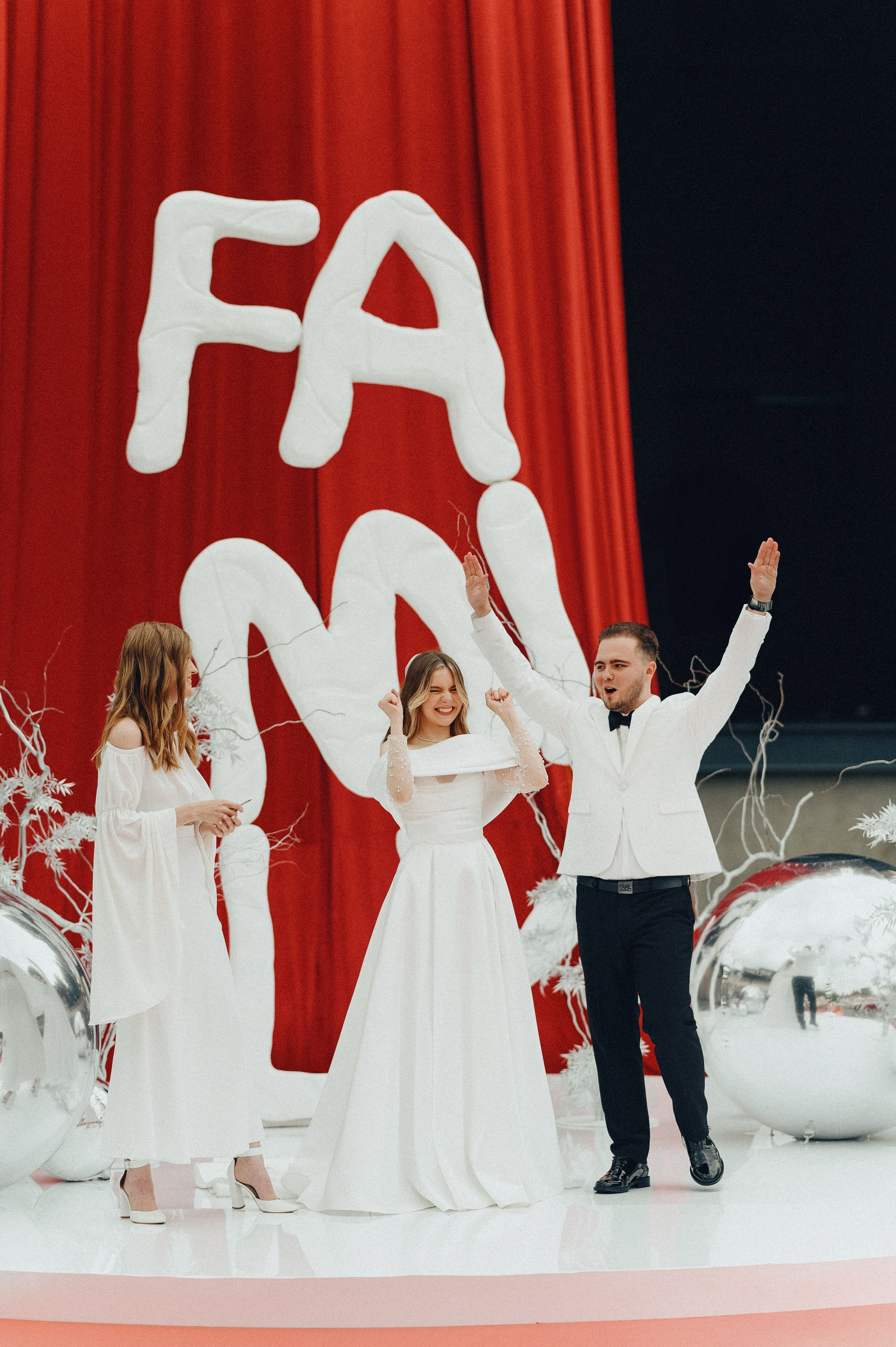 «Nothing stronger than family» Кирилл и Анастасия. Свадебный фотограф и видеограф