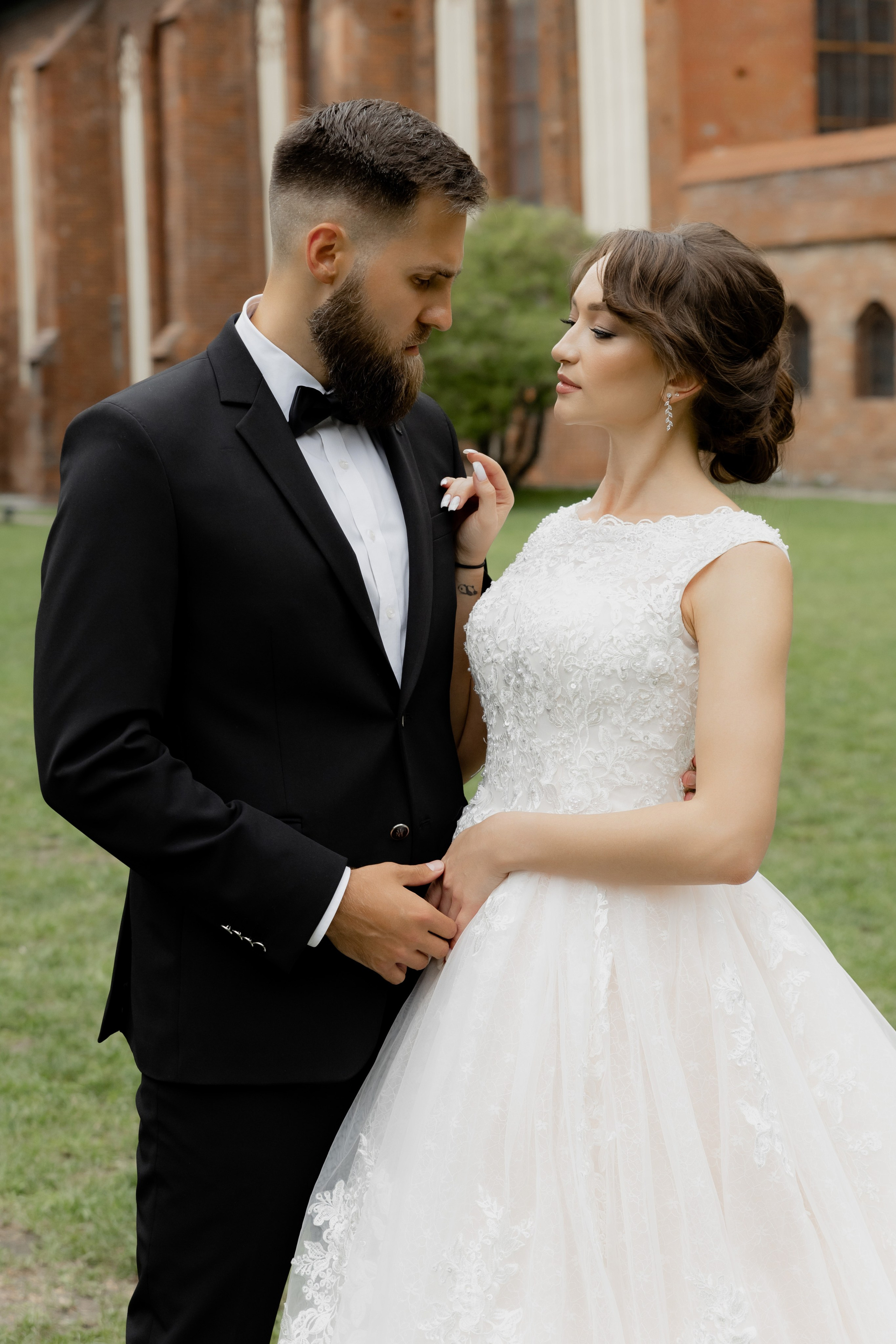 Александр&Анжелика Свадебная прогулка по о.Канта и Музею изобраз.искусств. Свадебный фотограф Калининград