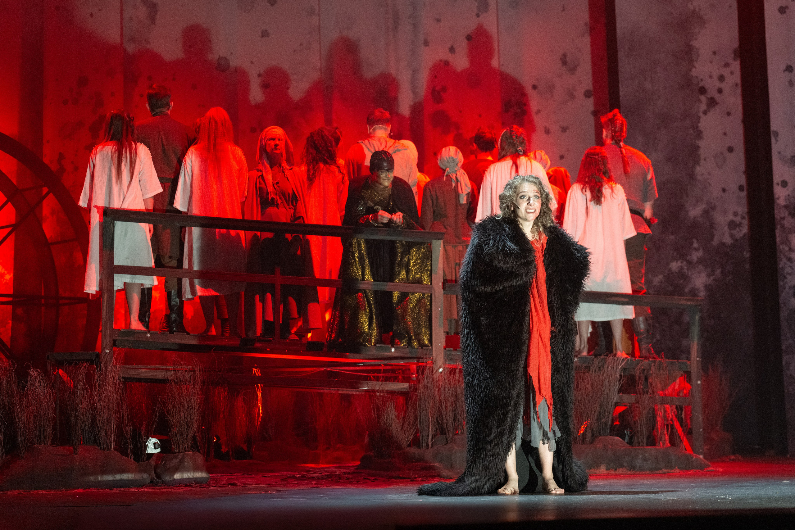 Алтайский молодёжный театр: Яга. Сайт фотографа Сергея Абрамова