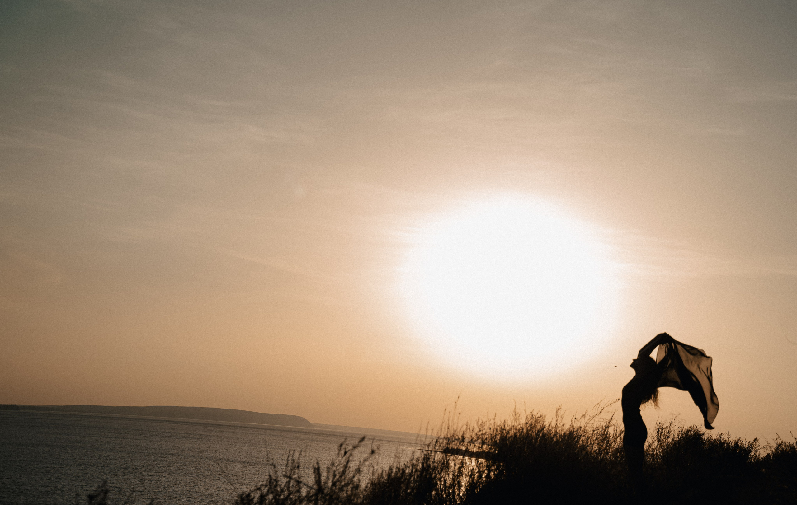 Динара SOLO b e a c h. Контент фотограф в Москве Кулич Настя