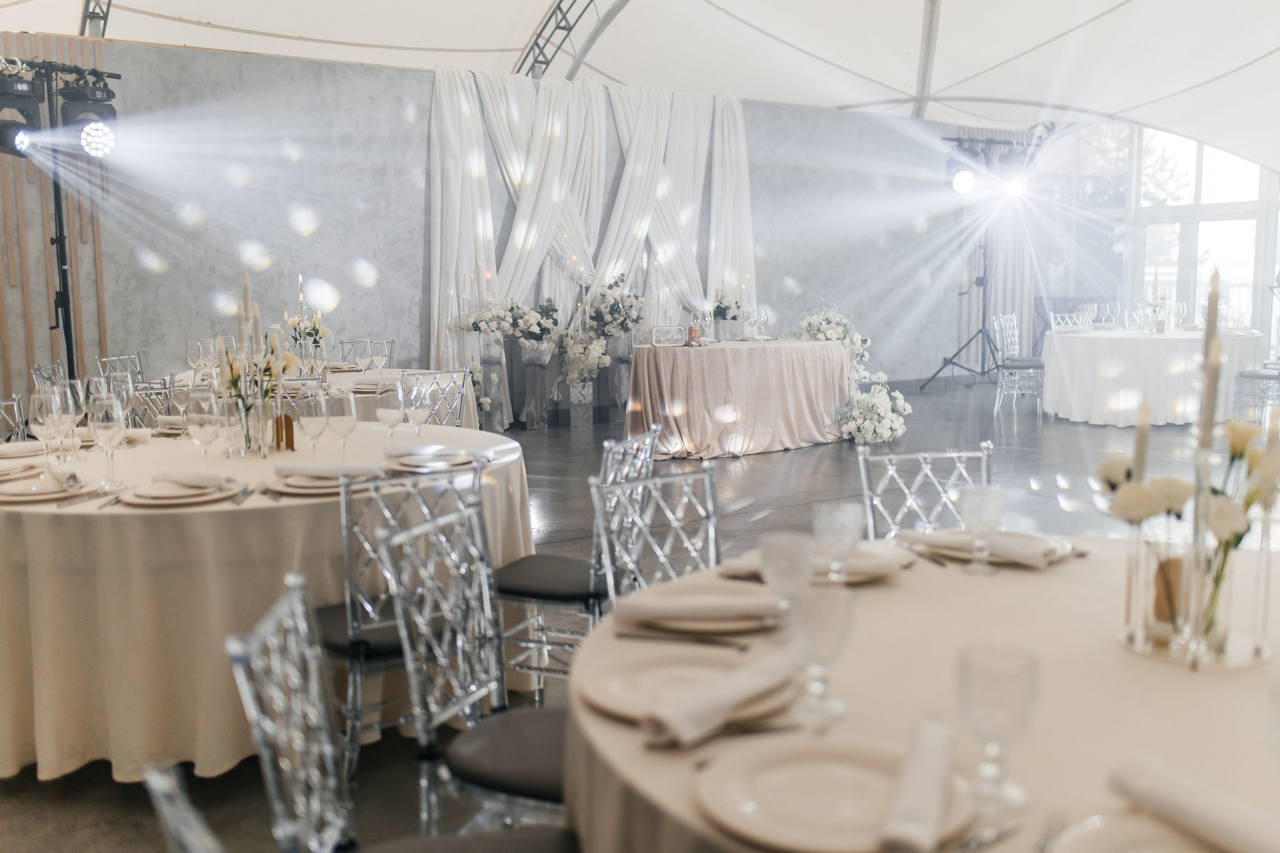 Илья и Инна 2025 Небо. Свадебный и портретный фотограф Алина Иванова. Екатеринбург-Москва