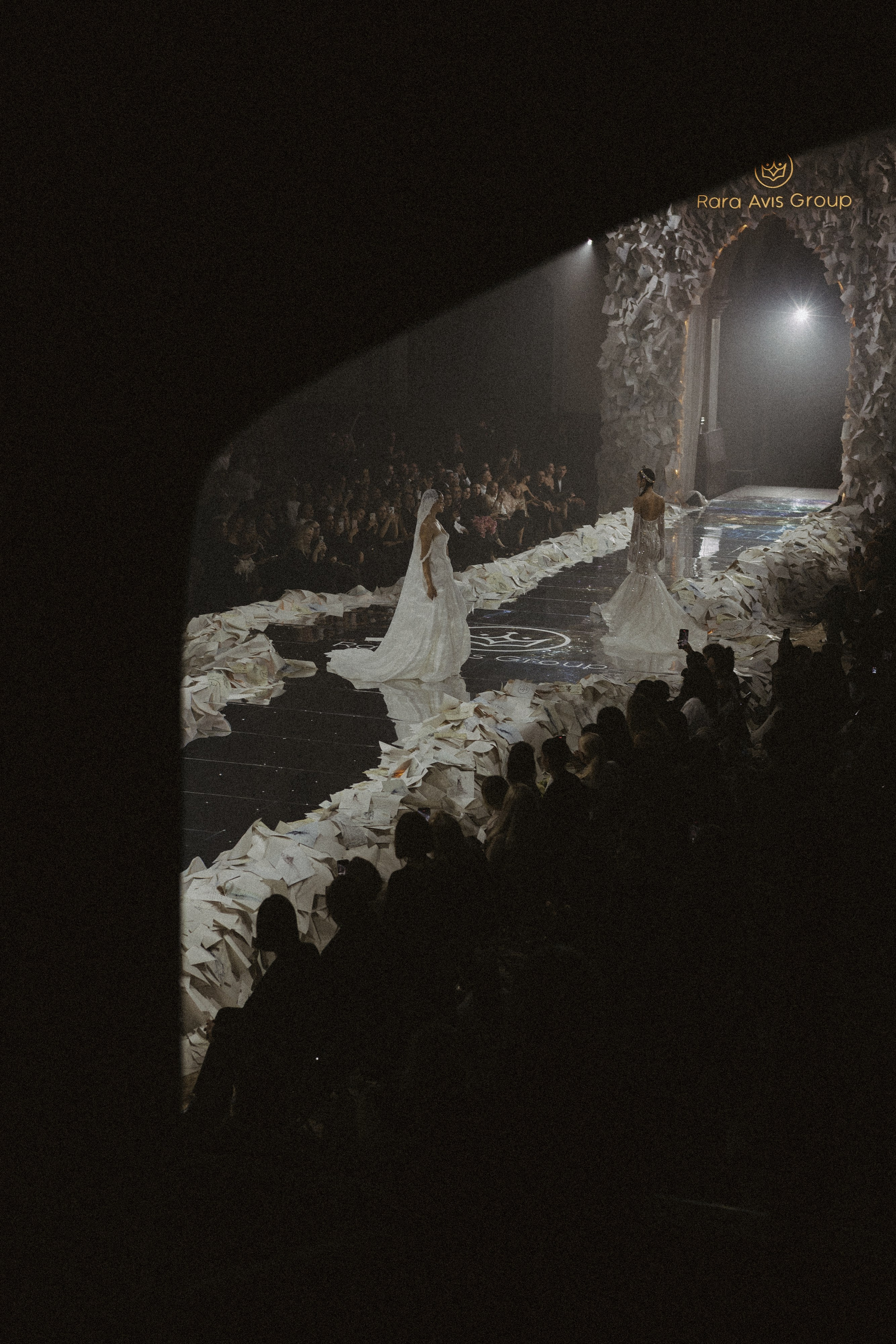 Rara Avis Fashion Show 2026. Fusion Wedding Photographer