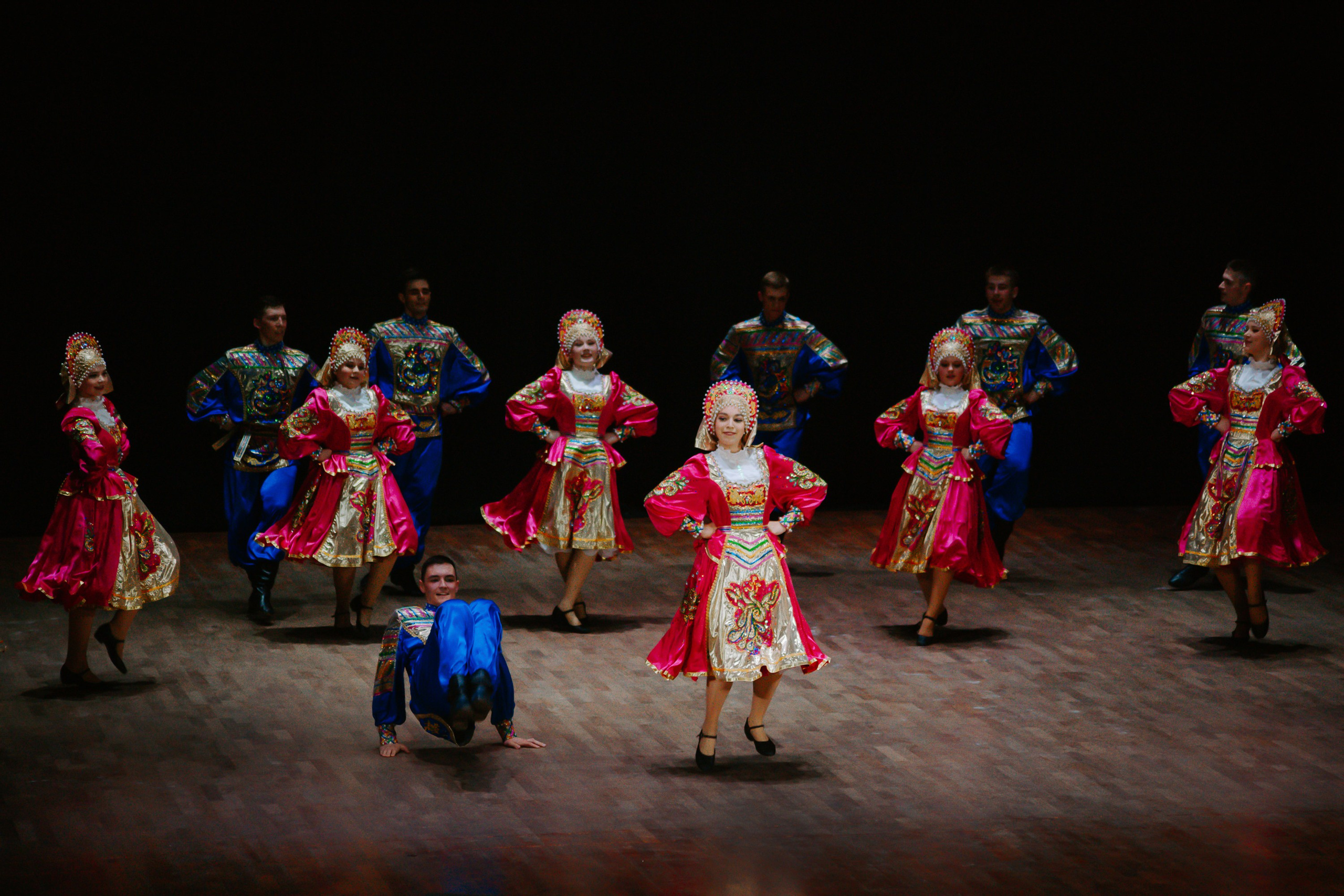 «Уральский сувенир». Концерт танцевальной студии. Фотограф в Челябинске Ополихина Анна