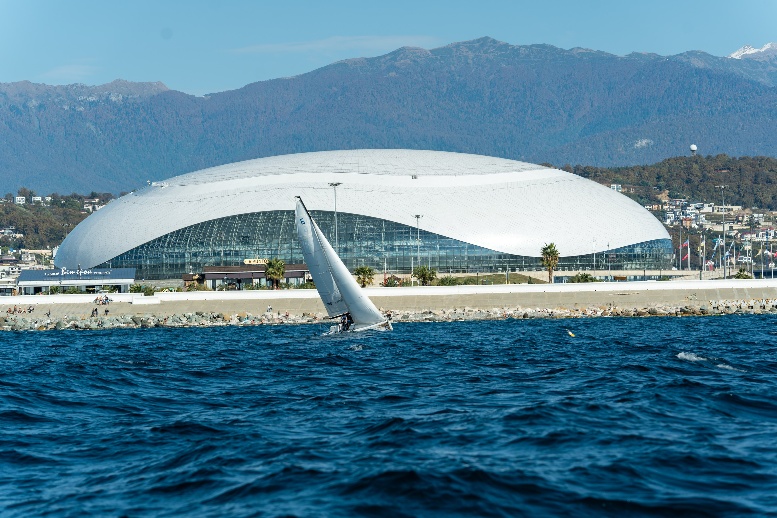 MICE мероприятие для компании «Базис». Репортажный фотограф в Красной Поляне и Сочи Павлюченко Екатерина