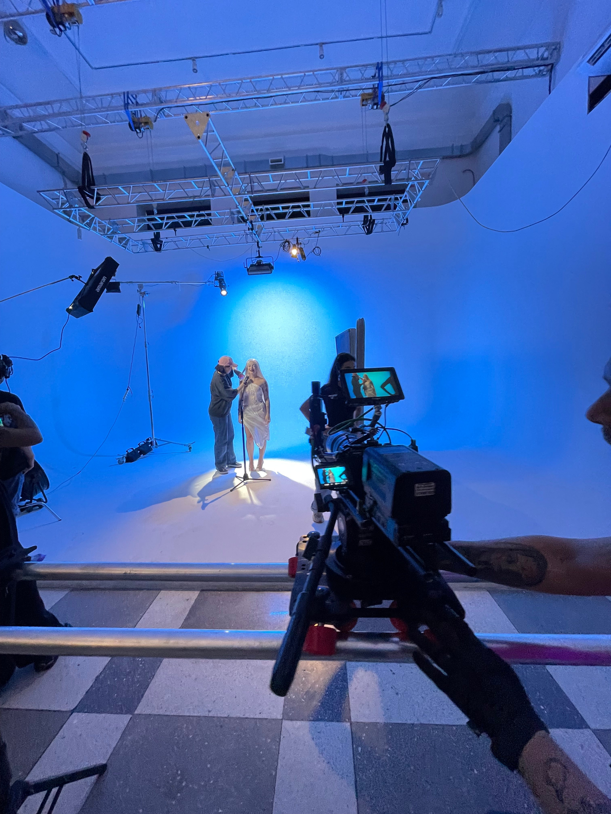 BACKSTAGE GALLERY. «MAK FLAME»