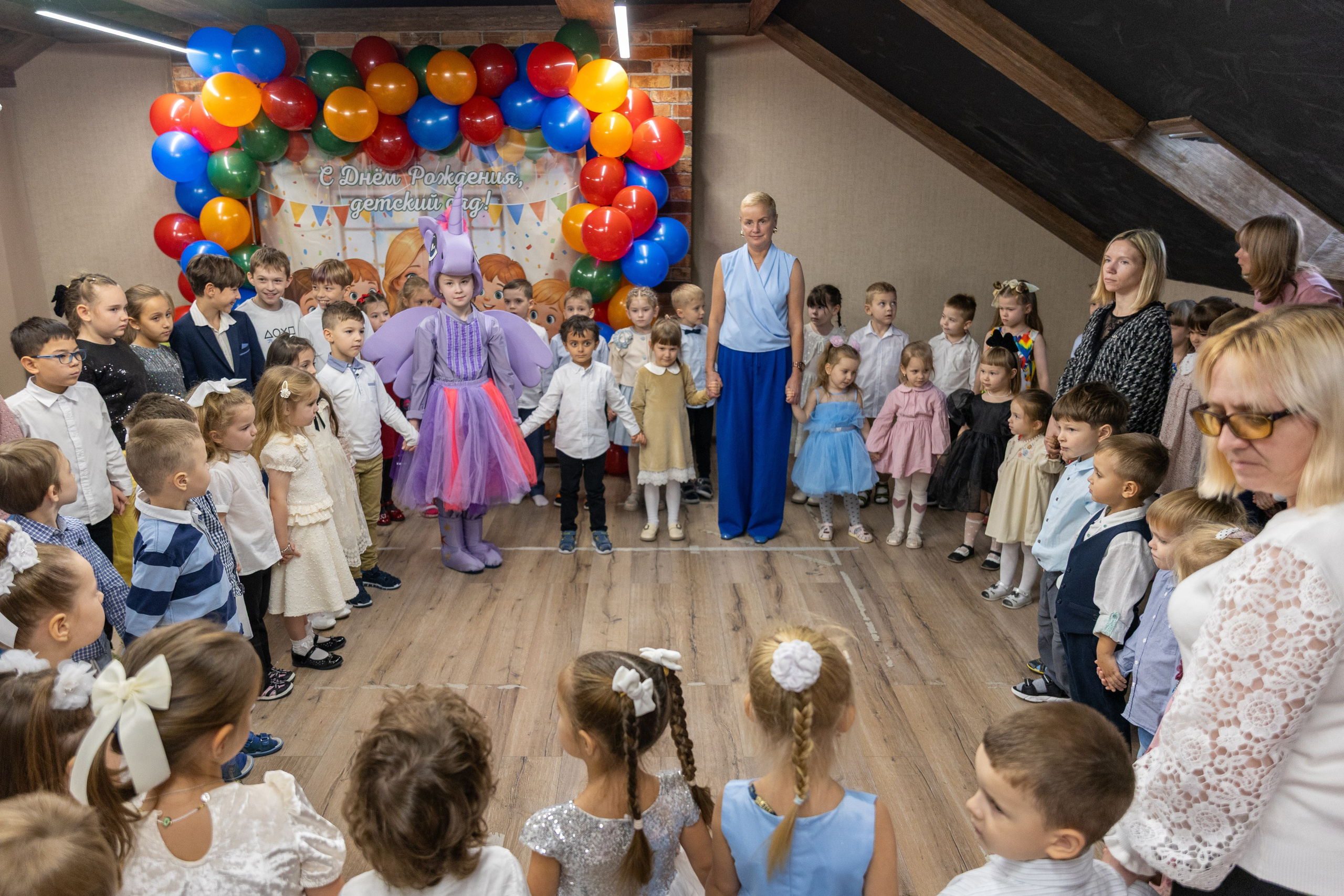ДС «Гнездышко» и СОШ «Знайка», 8 лет. Сайт фотографа Ирины Аникановой