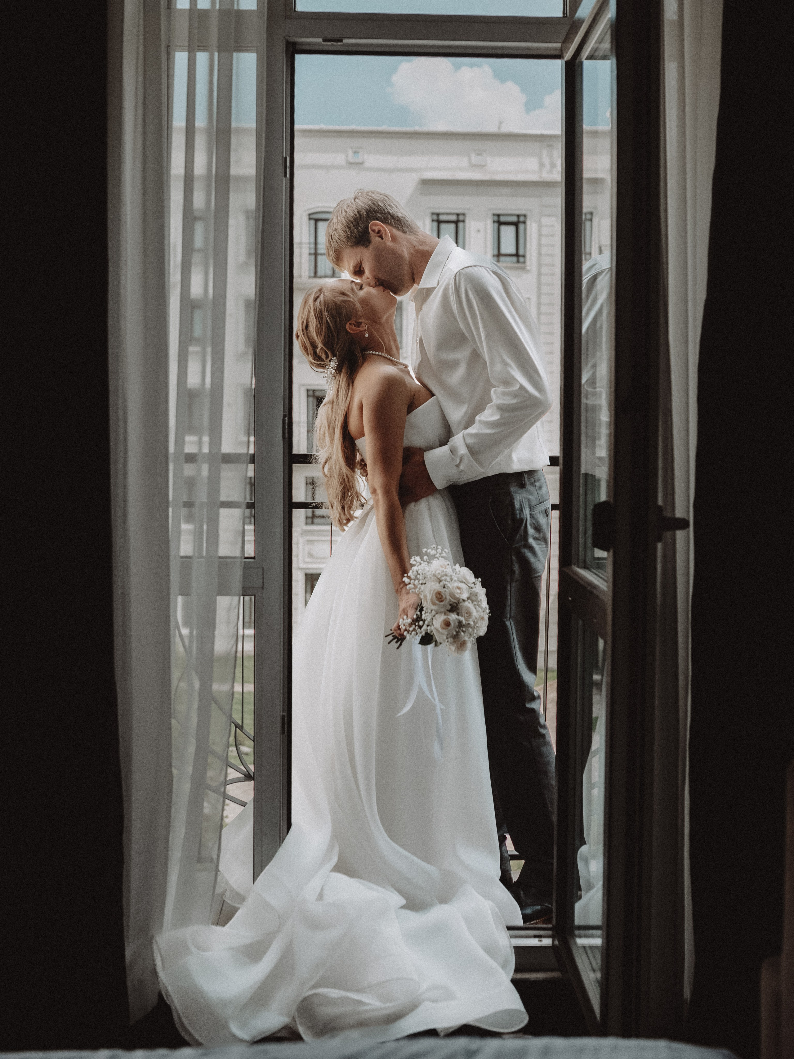 Свадебный фотограф для съёмки в отеле | Яна Иванова, Новосибирск. Семейный и свадебный фотограф в Новосибирске Иванова Яна