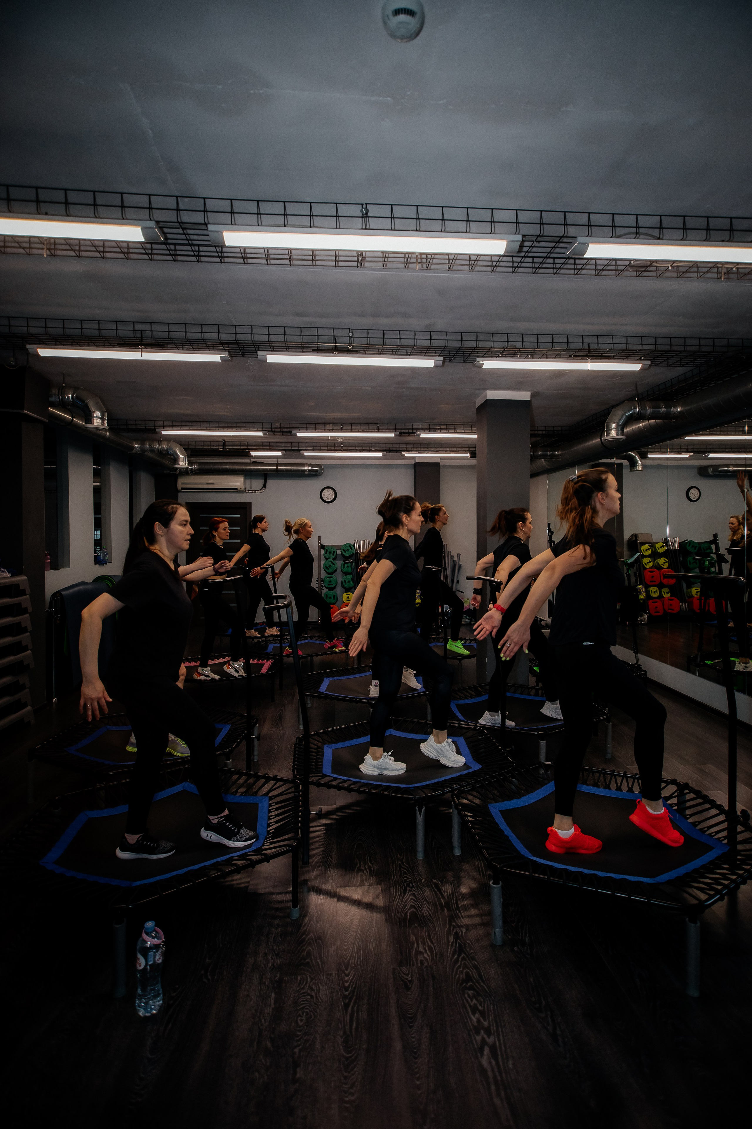 Съемки тренировок для сети студий Jumping Fitness. Ирина Тихонова — фотограф для детей и коллективов в Москве