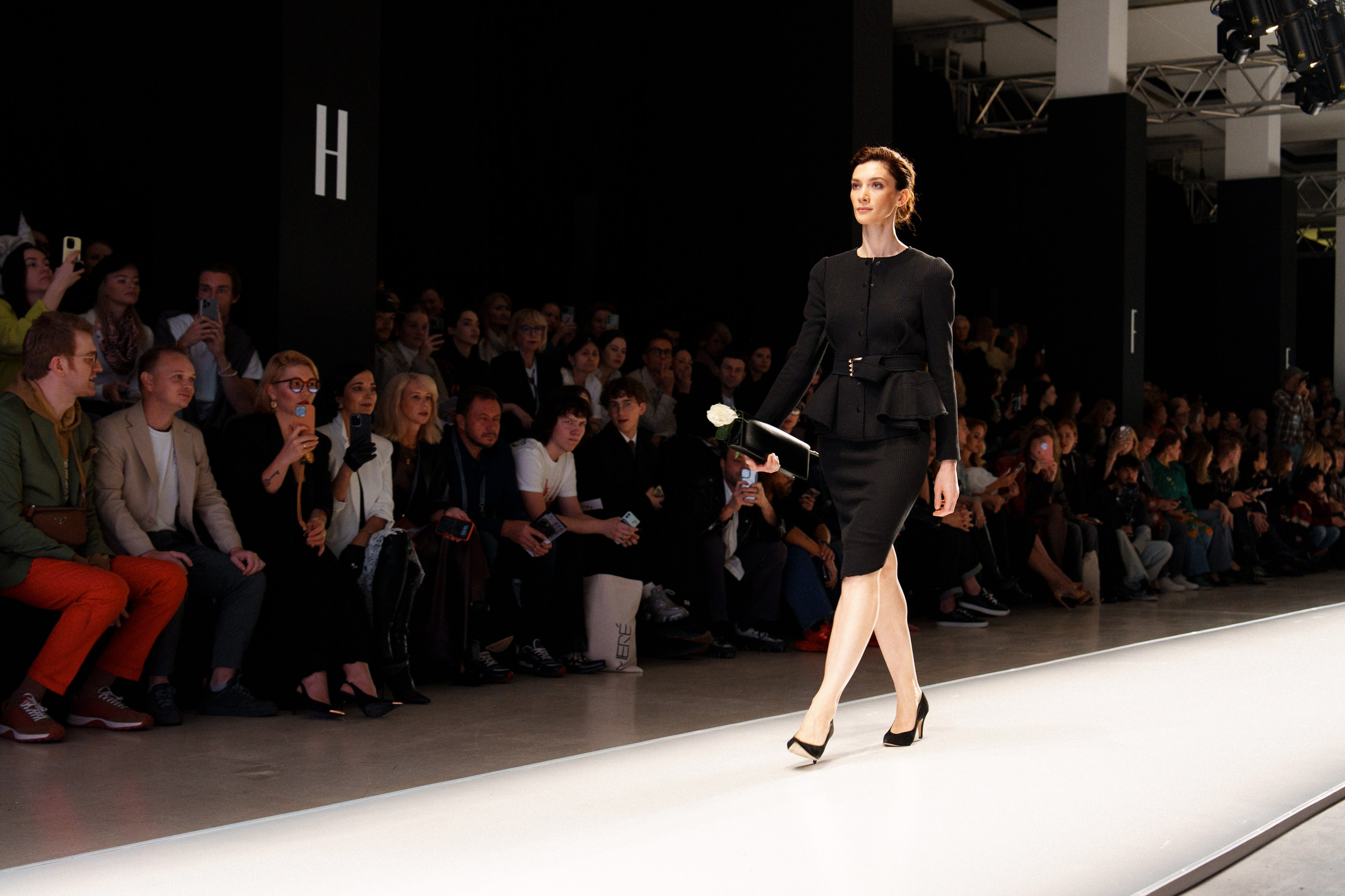 Moscow Fashion Week 2024 осень. Фотограф Николай Прокофьев модельные тесты в Москве