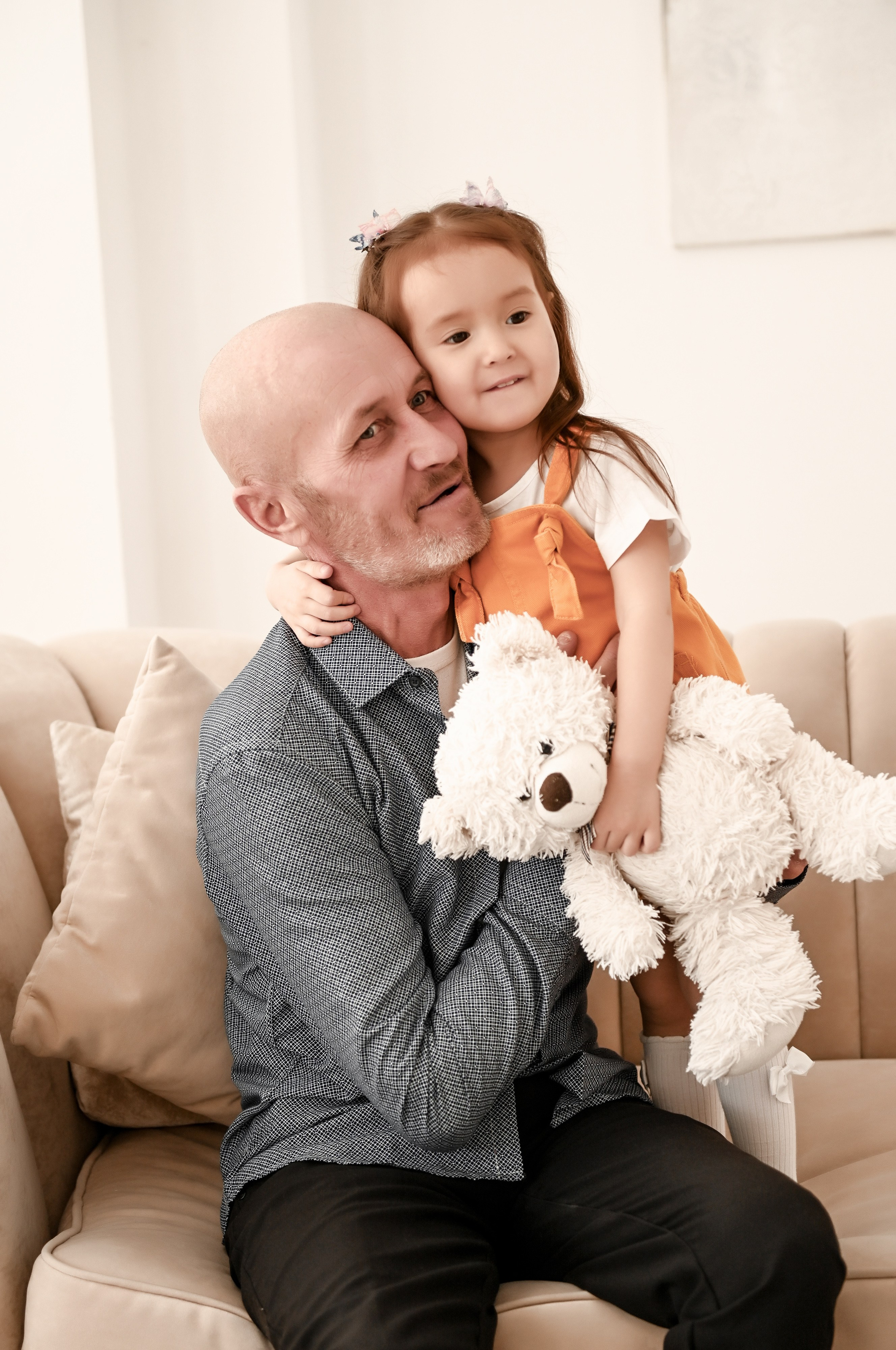 Семейная студийная  фотосессия 2. Свадебный, семейный, детский, контент фотограф в Омске Максим Ильин