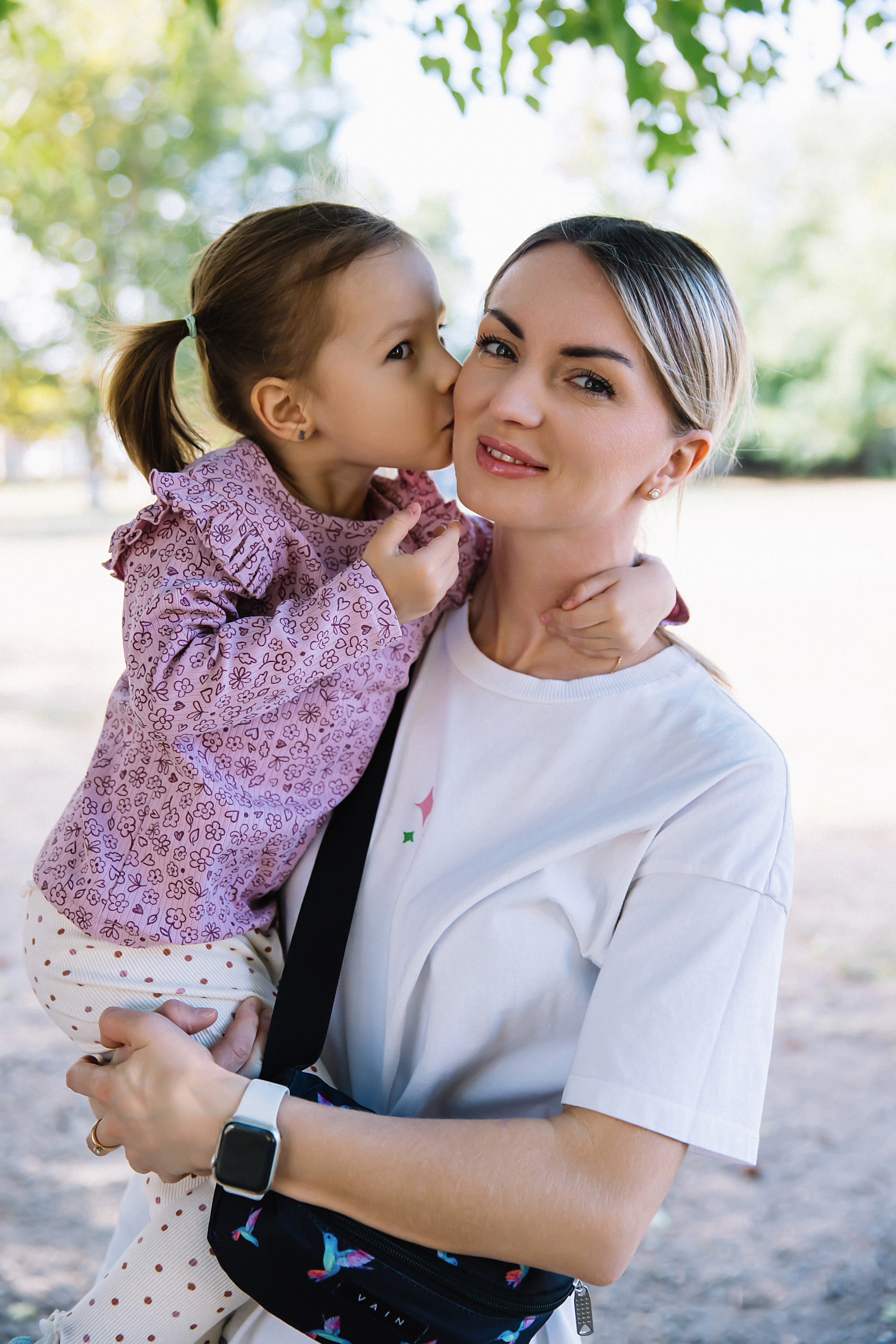 Школьная ярмарка Лицей№ 4. Фотограф и Видеограф в Краснодаре Юлия Солодченко