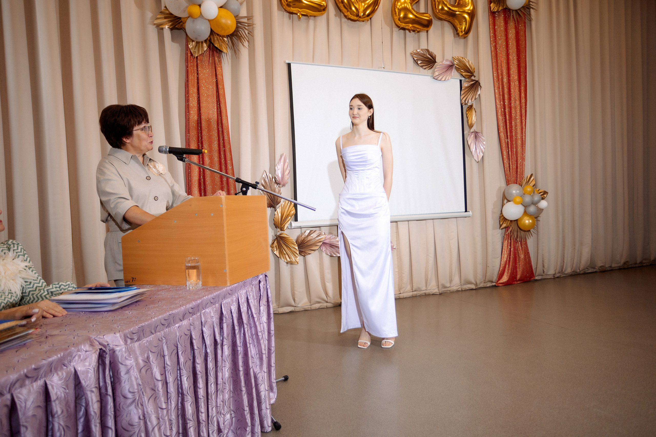 ВРУЧЕНИЕ АТТЕСТАТОВ: Пример. Все фото. Профессиональный фотограф в Ижевске Леша Петров